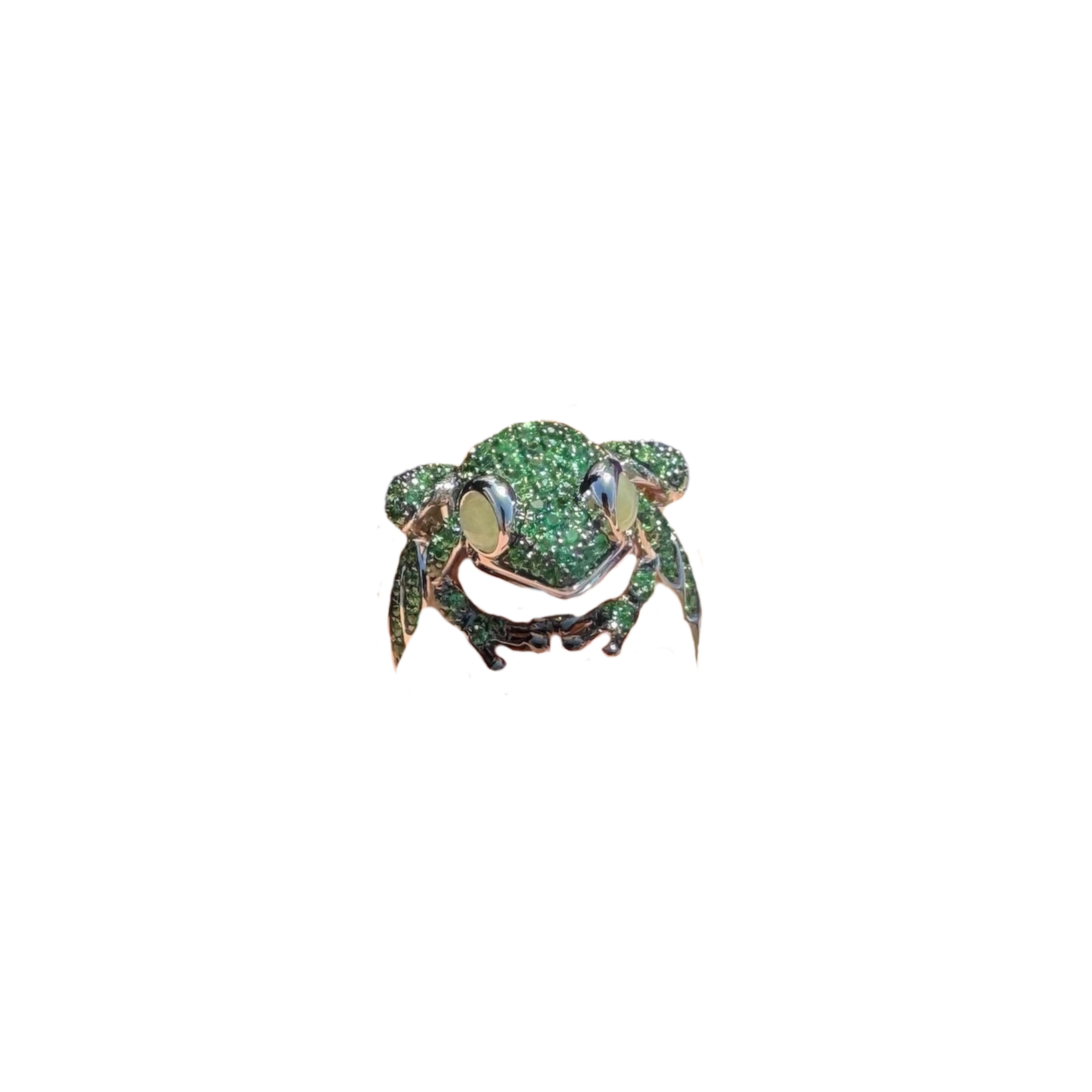 Rough Cut Mini Lucky Frog Amethyst Cat Eye Tsavorite 18K Yellow Gold Exclusive Ring For Sale