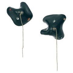 Mini-Ohrringe mit Marshmallow-Fäden 