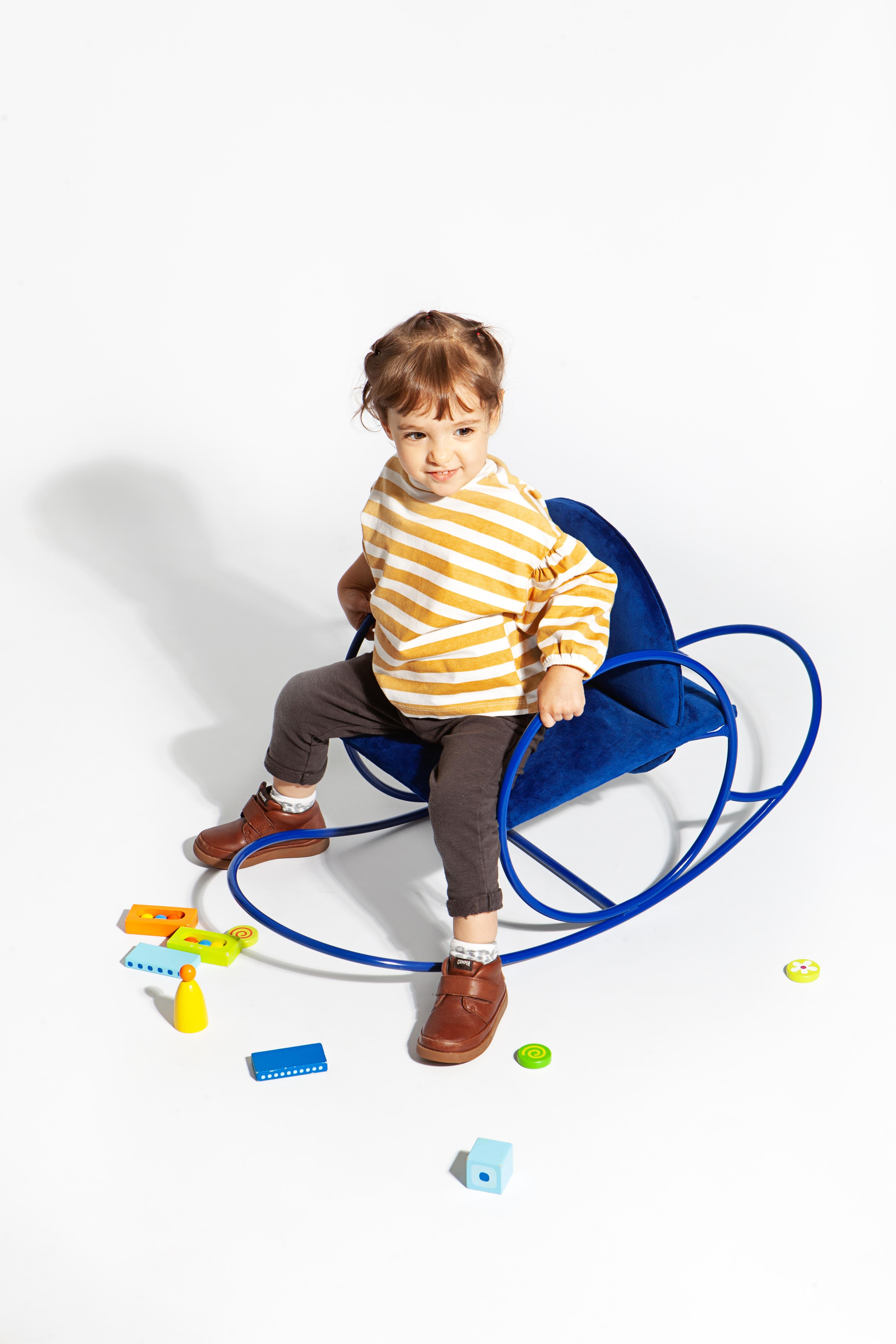 Hand-Crafted Mini Meneo Rocking Chair for Toddlers by Ángel Mombiedro in Ultramarine Blue For Sale