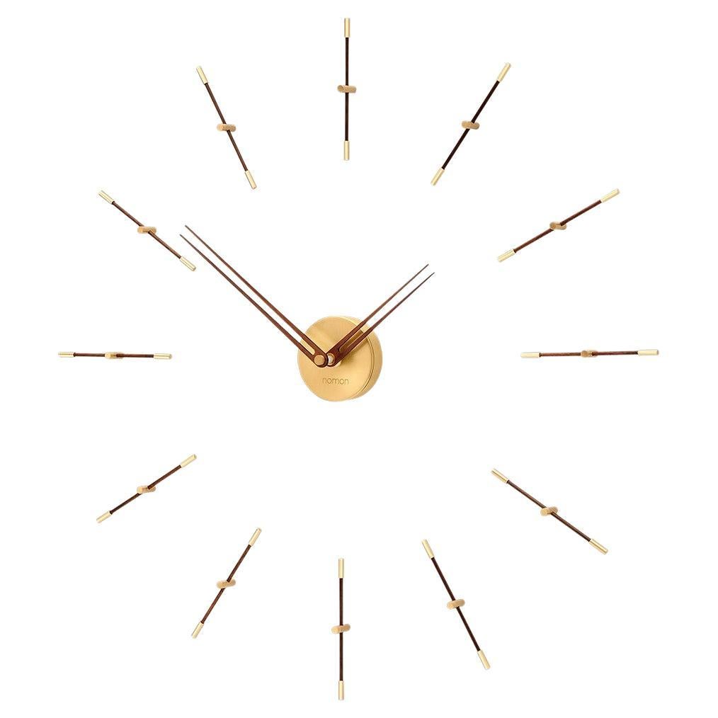 Mini Merlín 12 Gold N Wall Clock For Sale