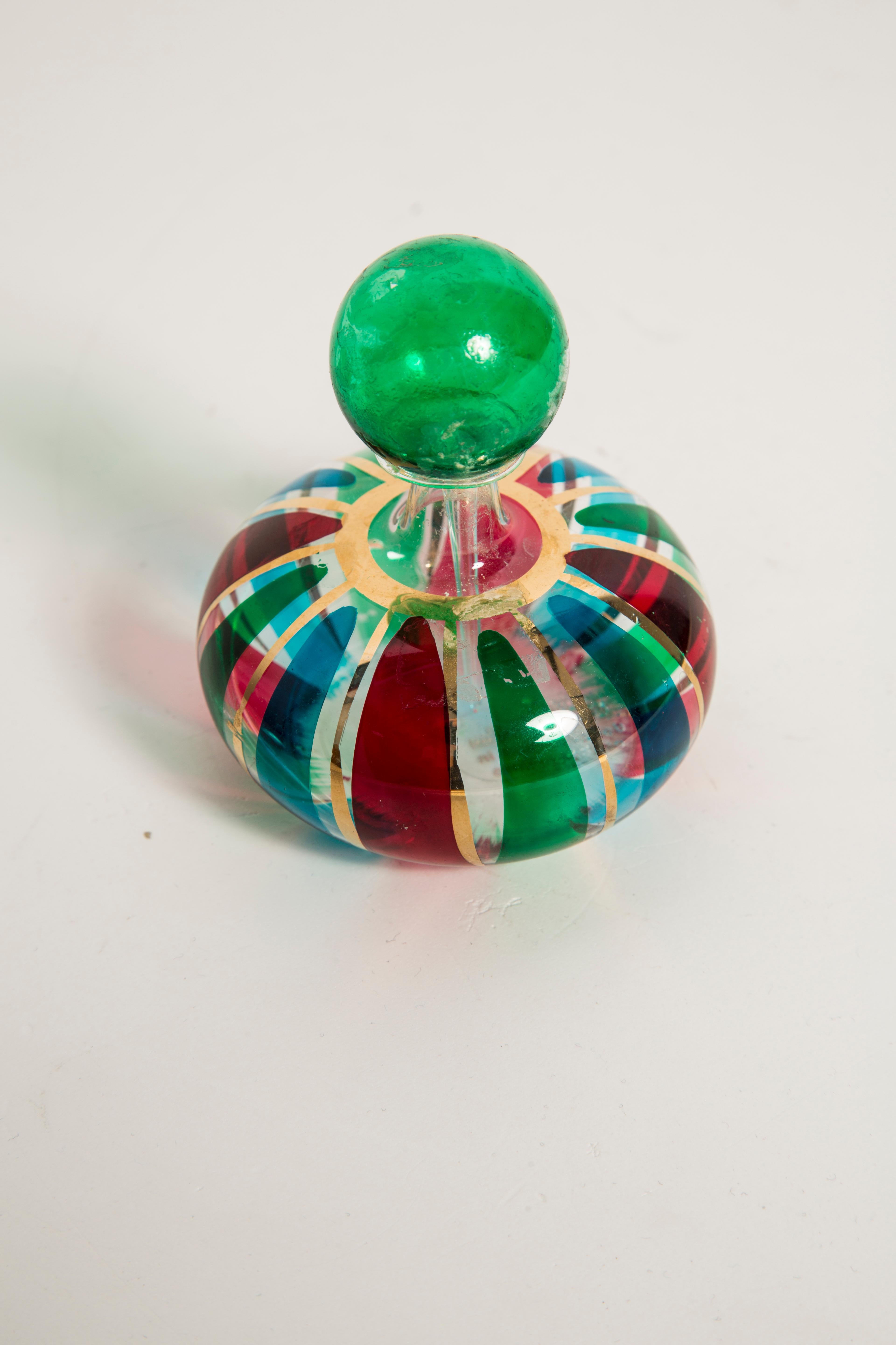 Mini Midcentury Red Green and Blue Empoli Vase for Perfume, Italy, 1960s For Sale 3