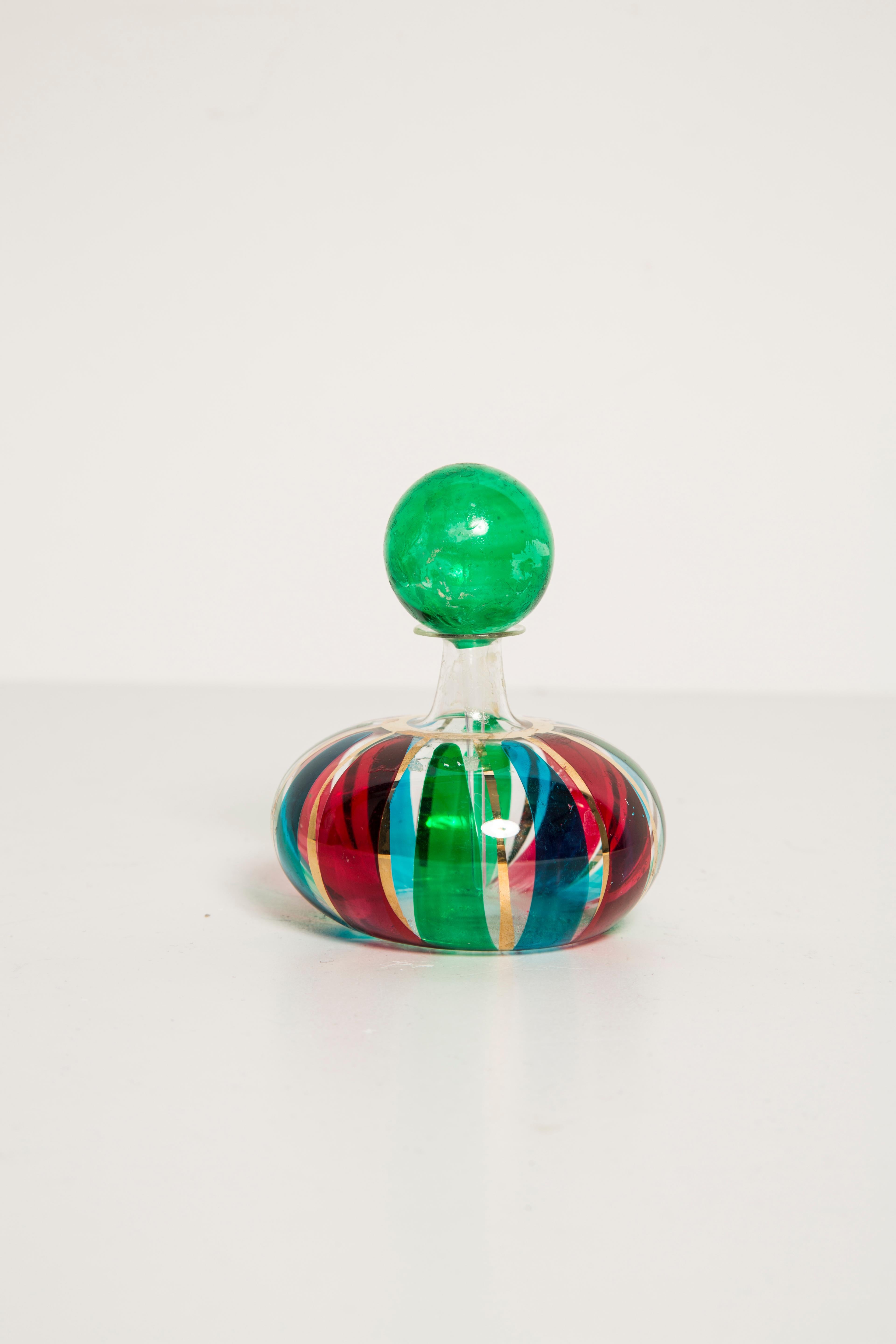 Mini Midcentury Red Green and Blue Empoli Vase for Perfume, Italy, 1960s For Sale 2