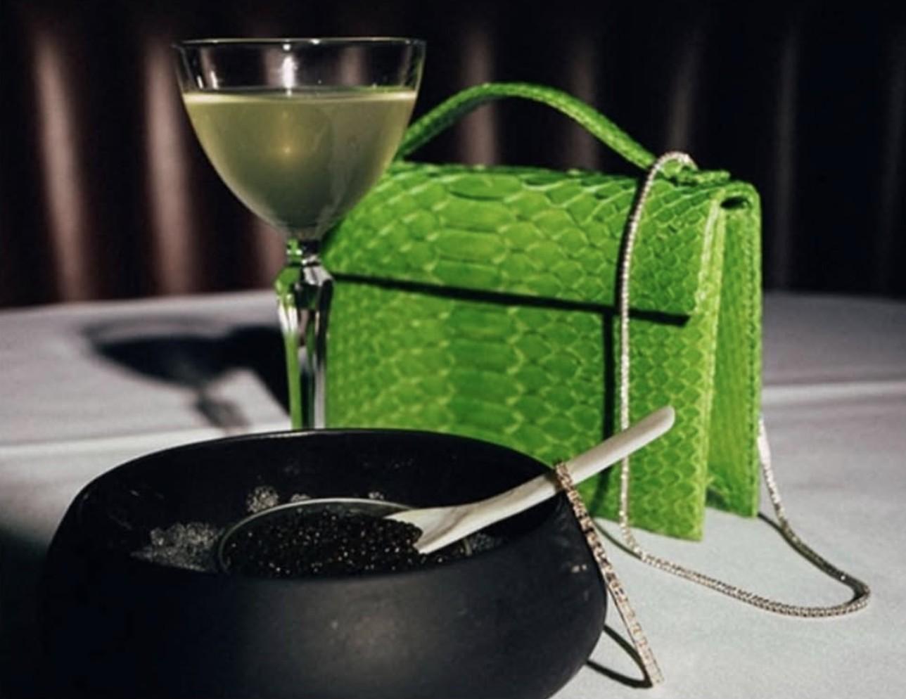 Mini Moderna Grüne Python-Handtasche mit Clutch - Susie Straubmueller im Angebot 1