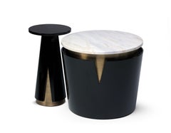 Tavolino Mini Moon del XXI secolo, lacca nera e bronzo chiaro di Duistt