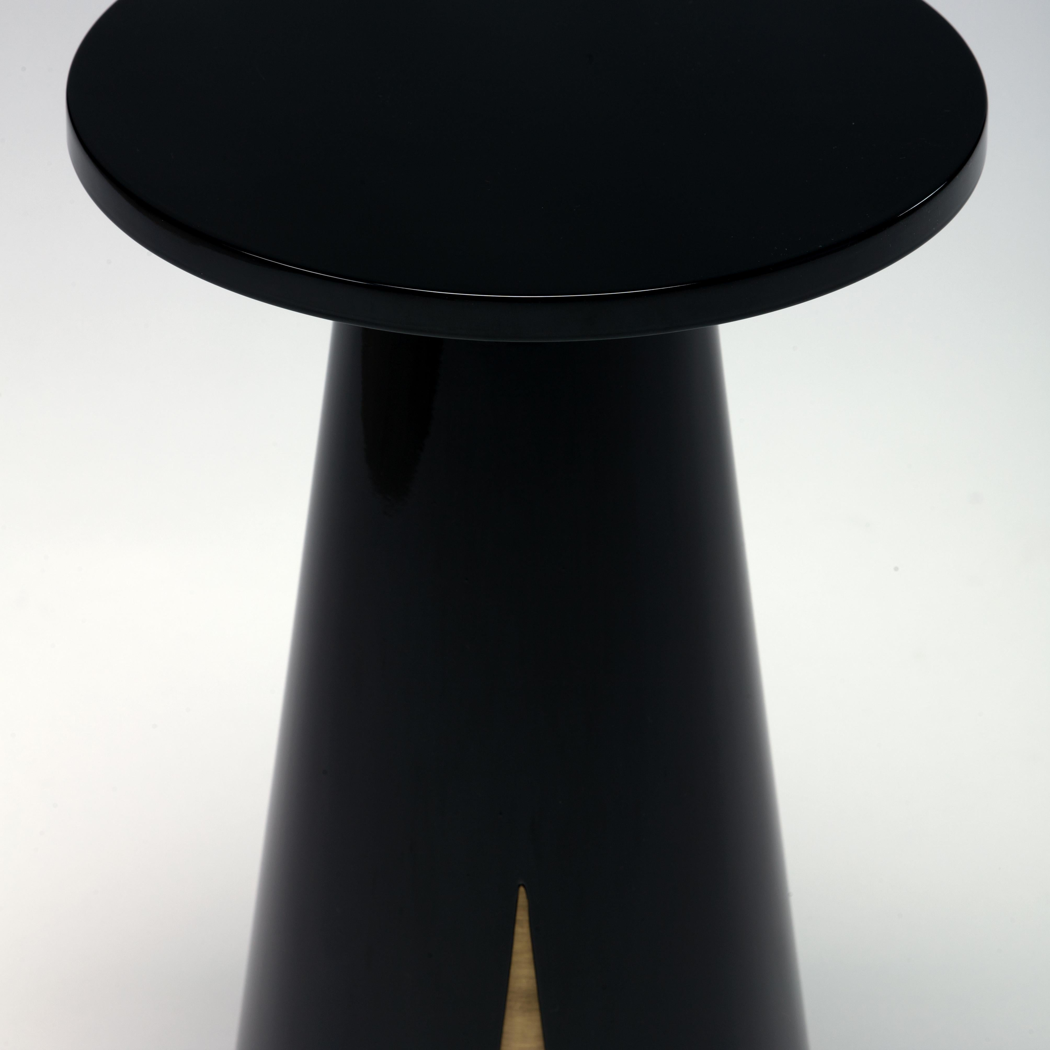 Modern Mini Moon Side Table, Black Lacquer and Light Bronze Details by Duistt