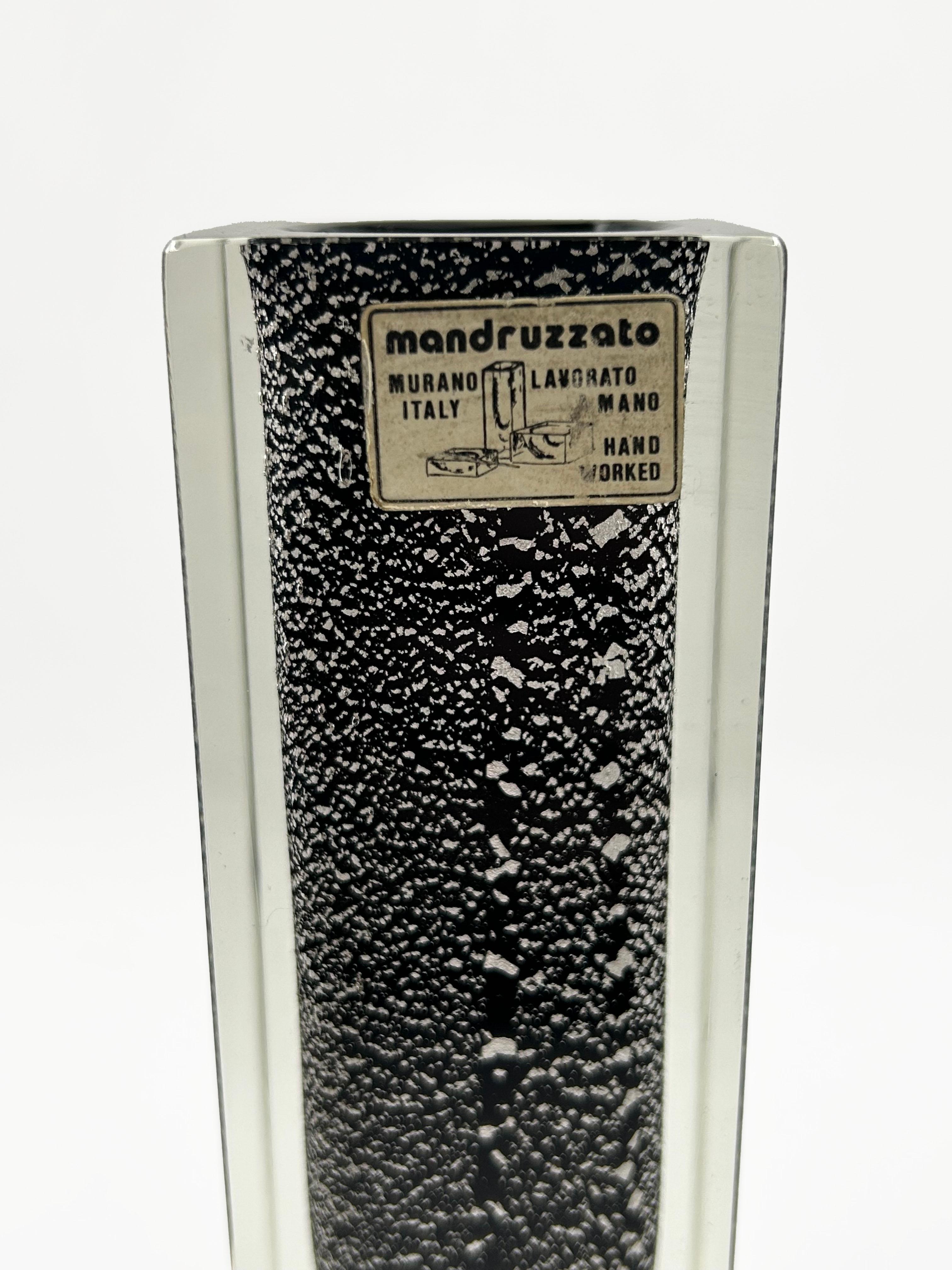 Fatto a mano Mini Murano Mandruzzato Vase with 925 Silver Inclusions in vendita