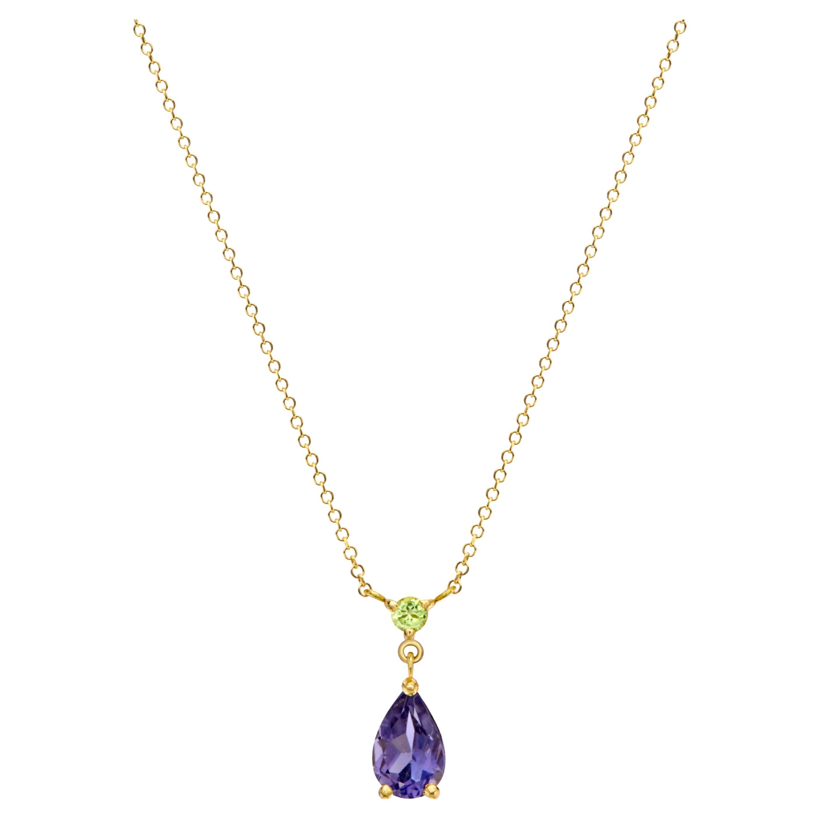 Mini collier pendentif en or jaune 18 carats avec iolite en forme de poire et péridot, facile à porter