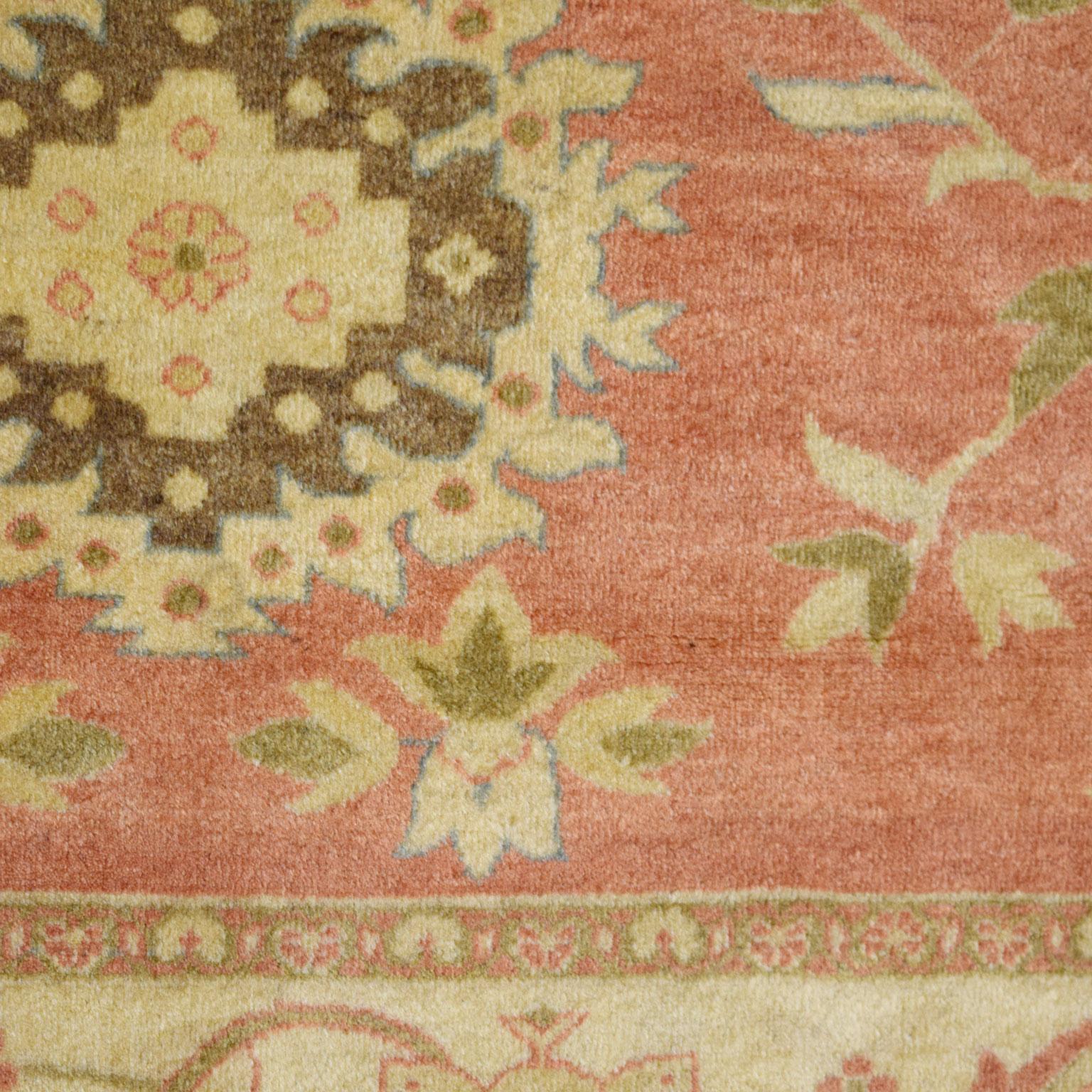 Pink Wool Persian Sarouk Farahan Rug, 3’ x 4’ For Sale 4