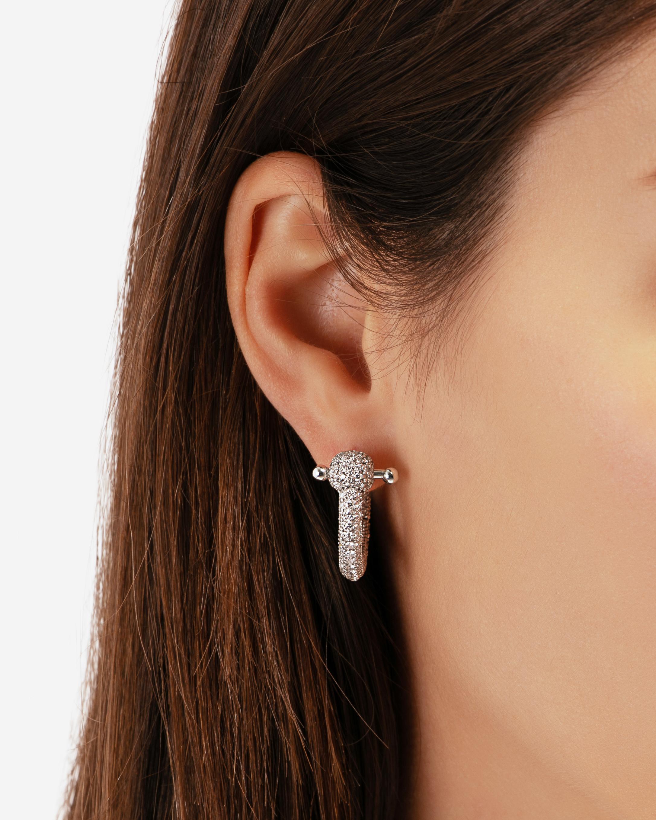 Mini-Piercing-Ohrring Weißgold Vollpavé (Moderne) im Angebot