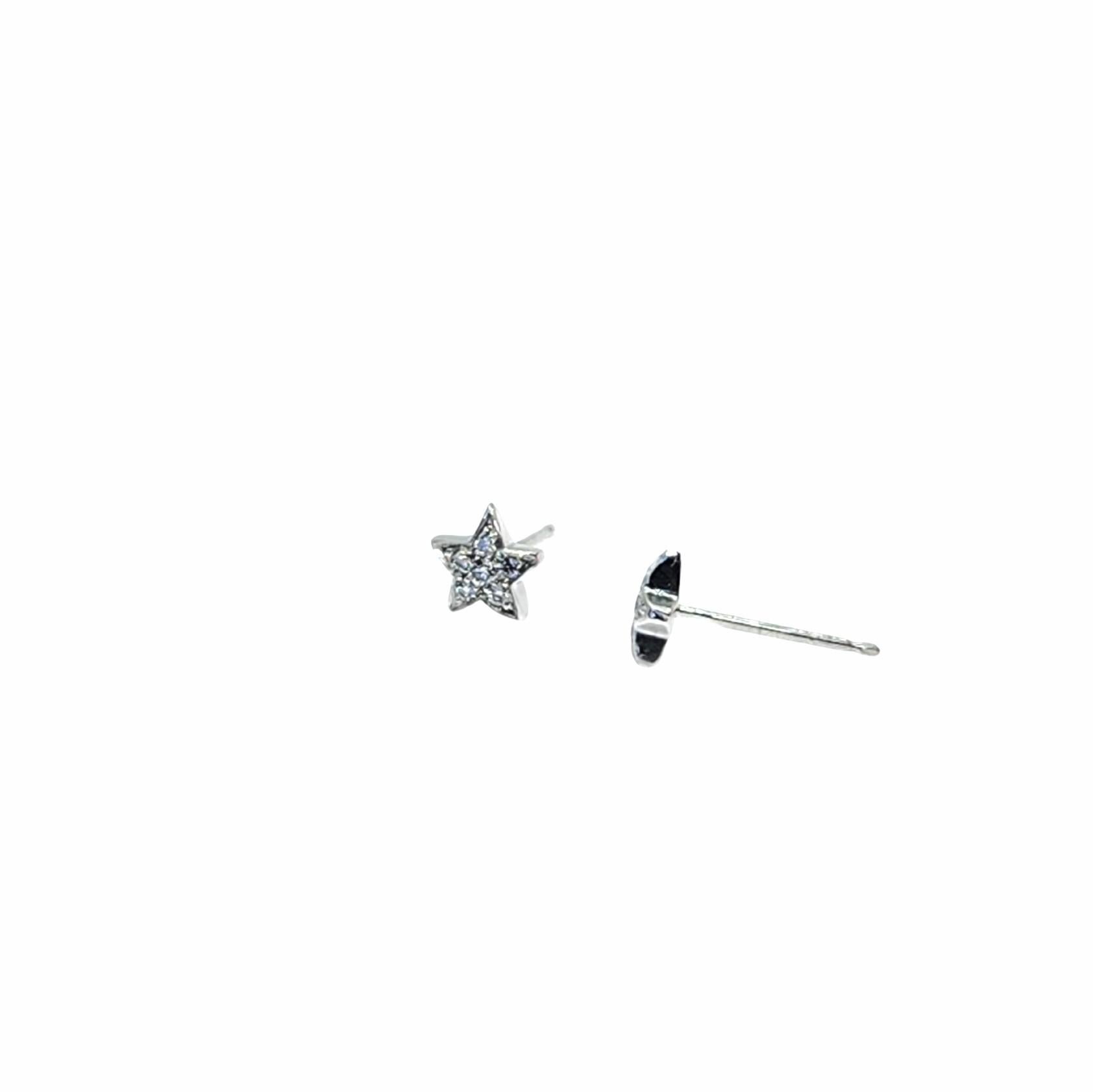 Cute puff star post earrings in high polished platinum and 12 diamonds for a total diamond weight of .075CT that create sparkle. Wear either solo or in multi piercings.
You will feel like a star in these earrings. 
Usually star designs are flat but