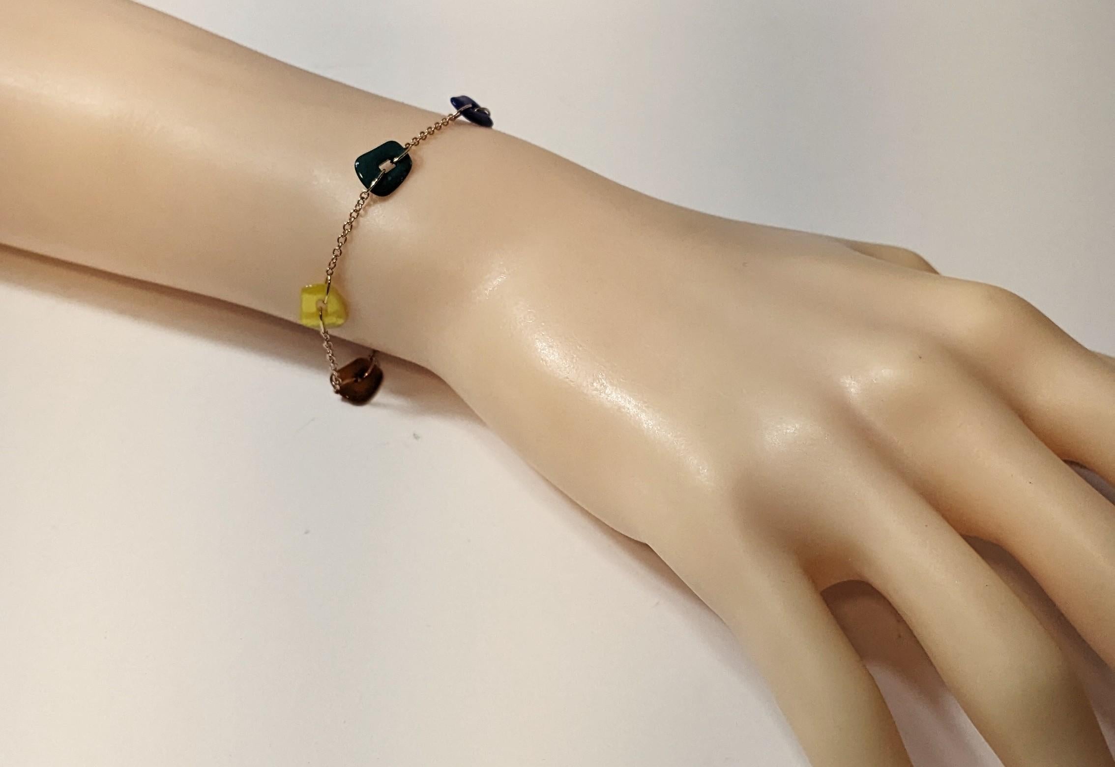 Mini- Puzzle Regenbogen-Armband aus Roségold im Angebot 2