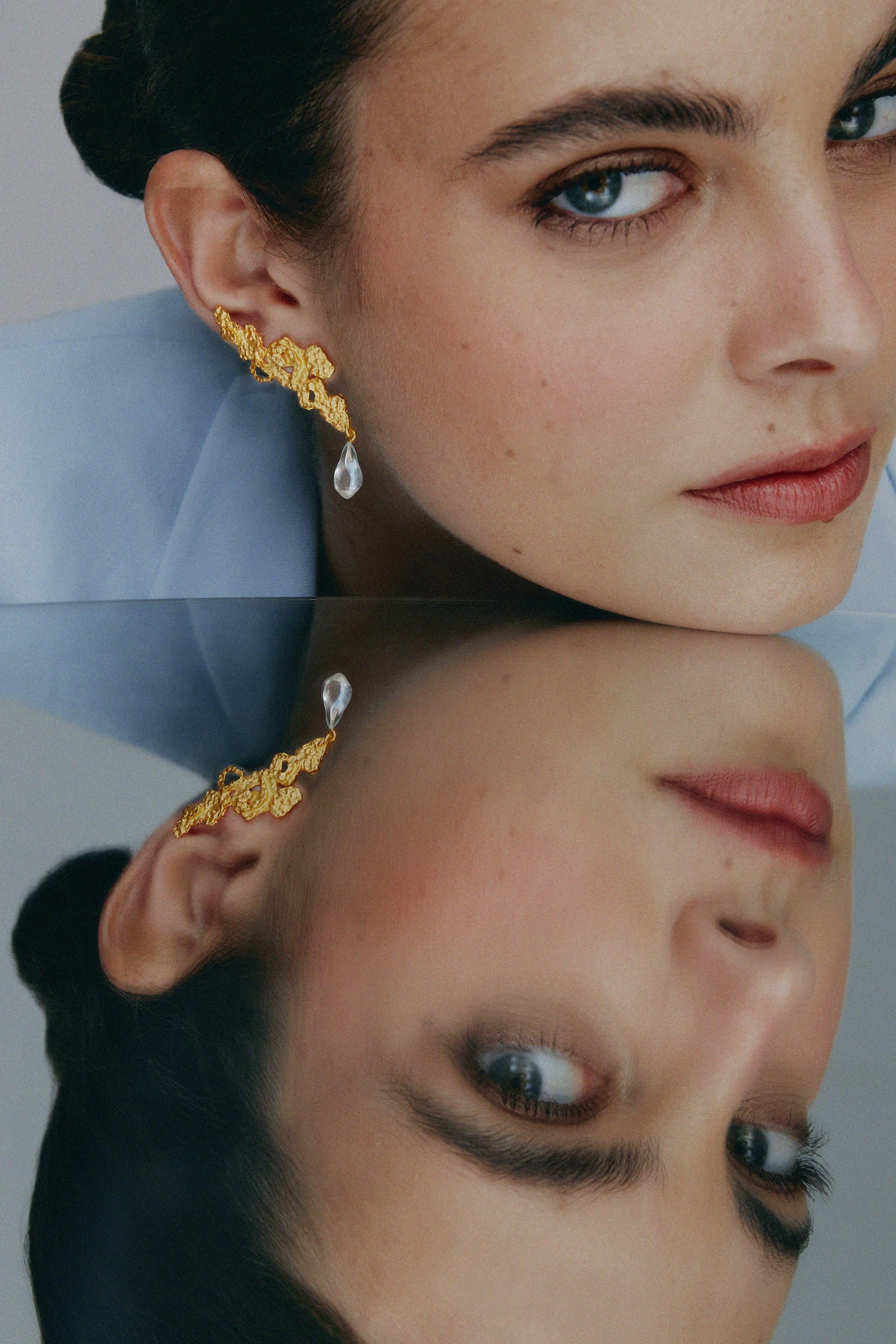Modern Mini Riverstone Earrings For Sale