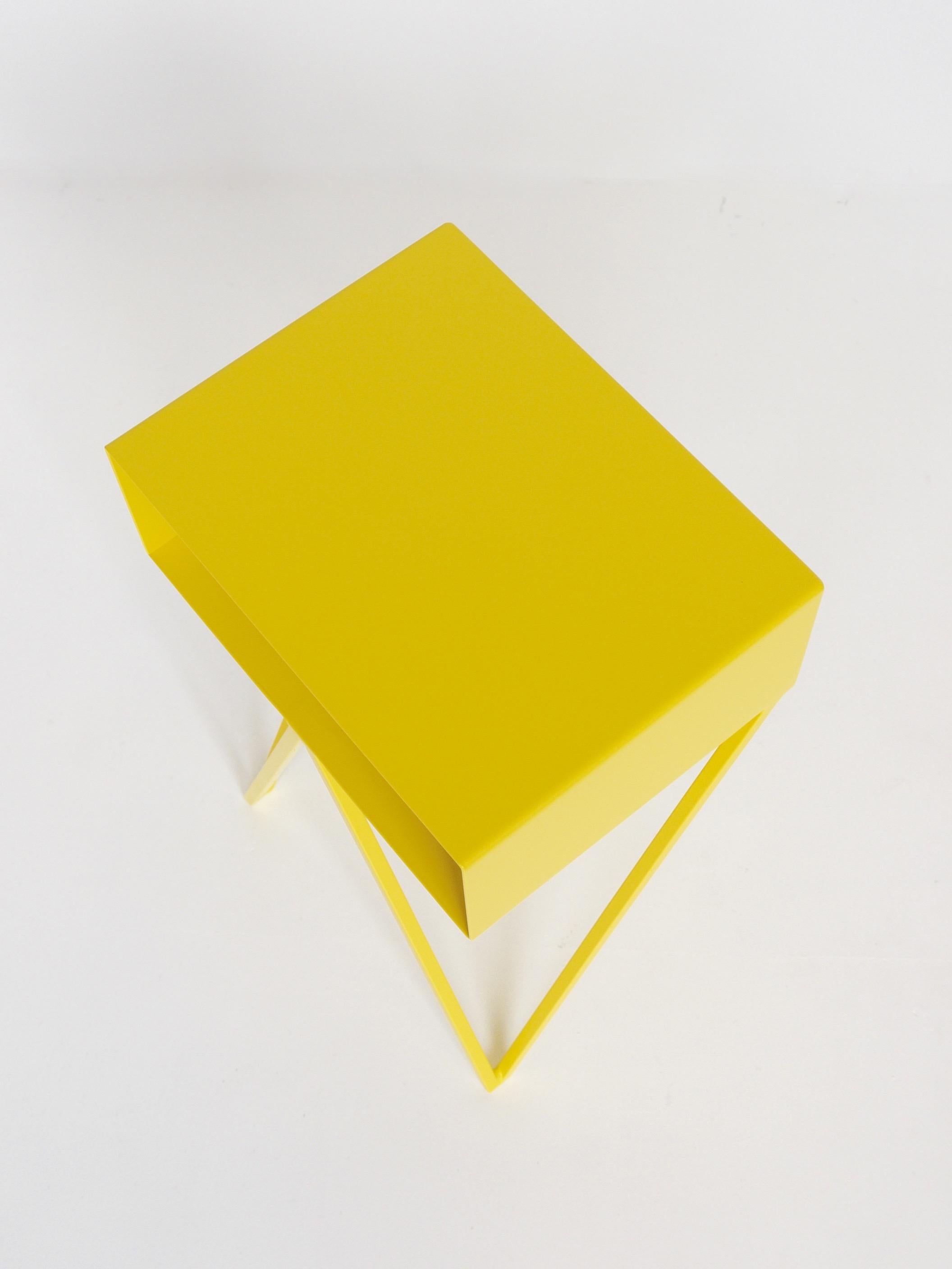 Mini Robot Side Table in 15 Colors / Pair Available For Sale 2