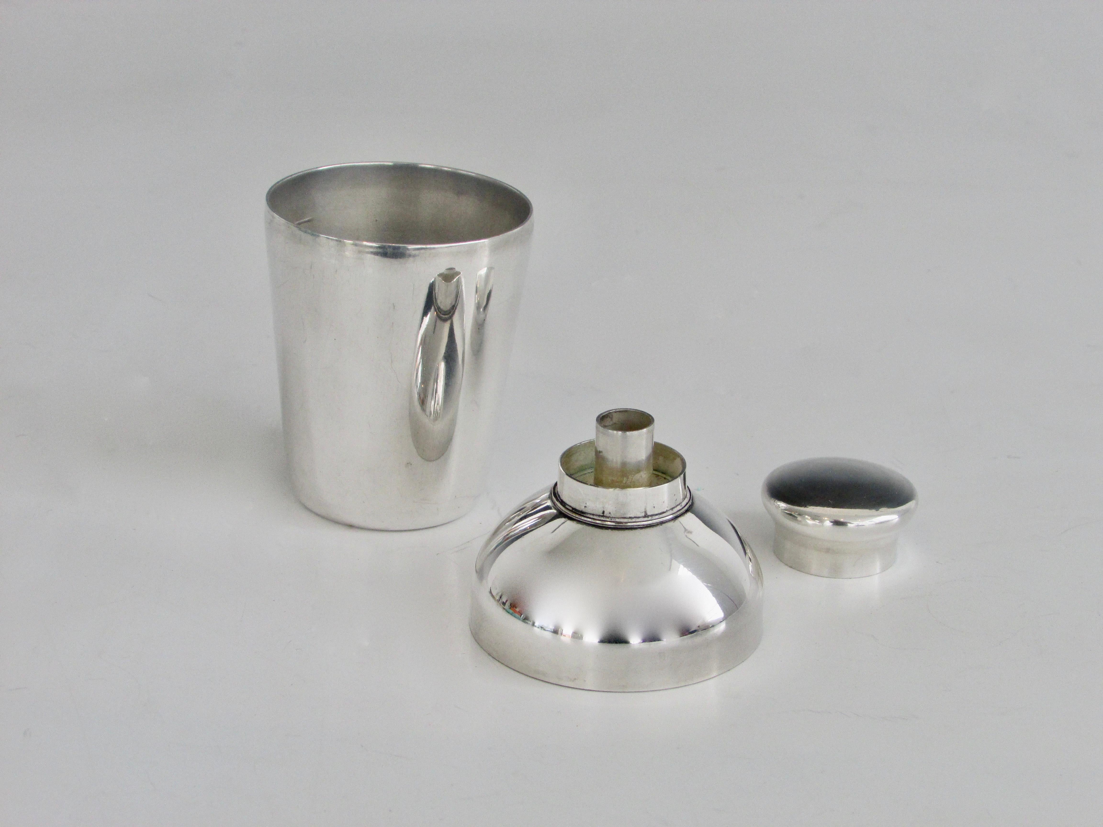 American Mini Silver Plate Art Deco Shot Glass Size Jigger Cocktail Shaker by Napier For Sale