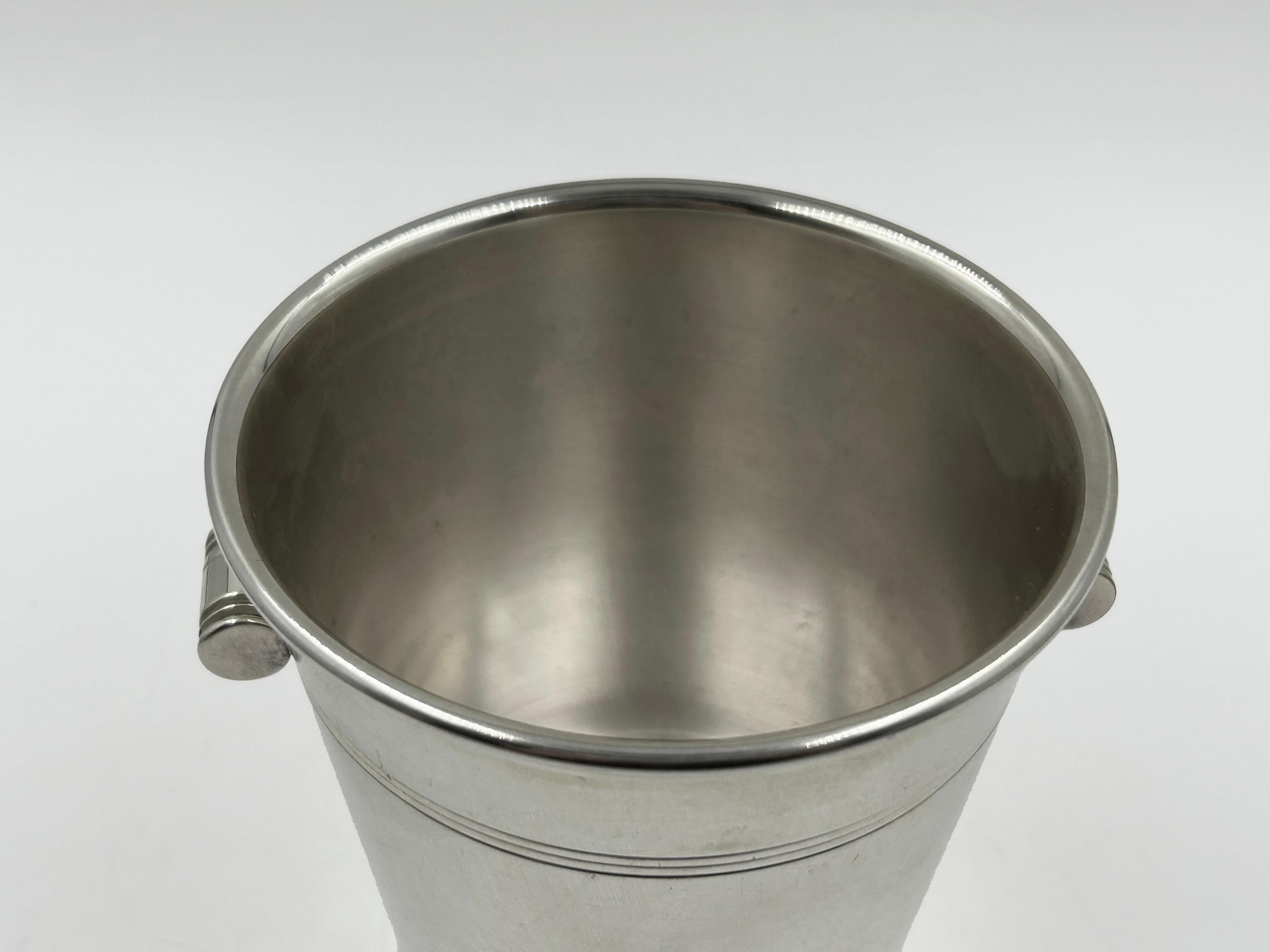 Fatto a mano Mini secchiello per il ghiaccio placcato in argento di Cartier, 20° secolo in vendita