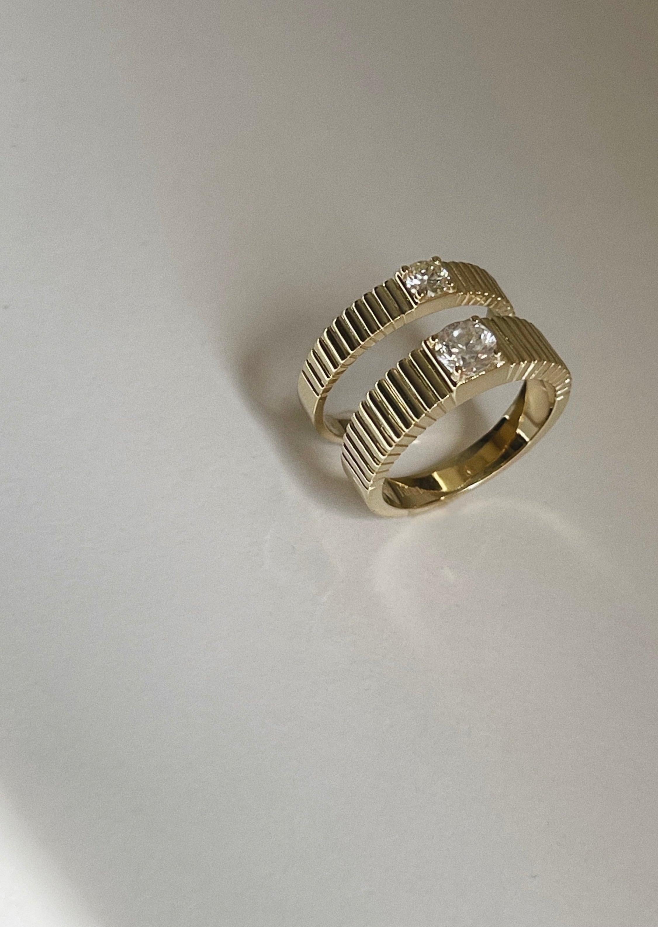 For Sale:  Mini Solis Ribbed Ring II 14k Solid Yellow Gold .14CW Round Diamond 3