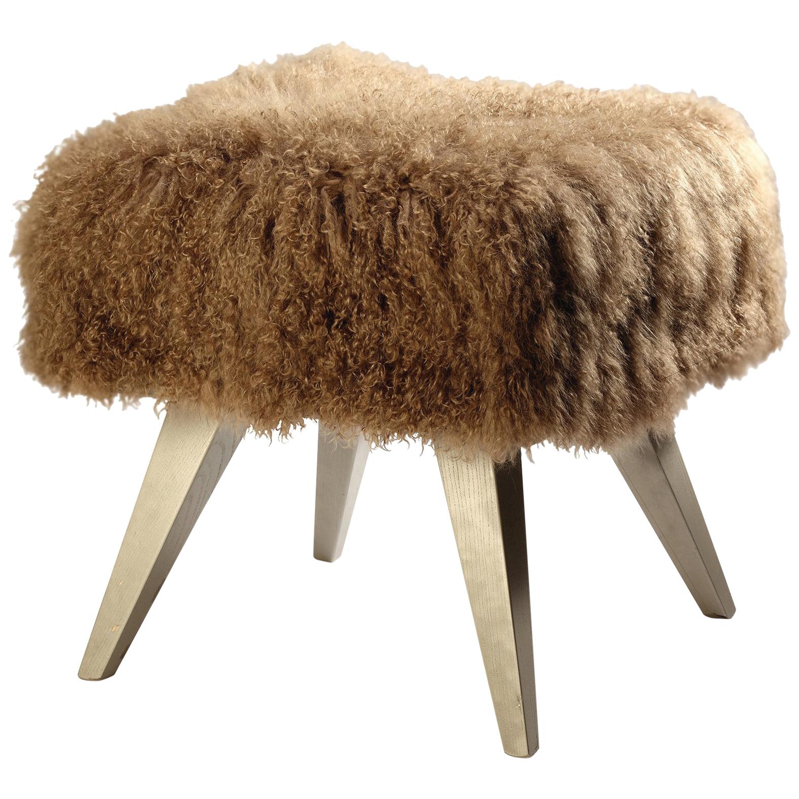 Hocker-Ottoman Mini mit Lammfell