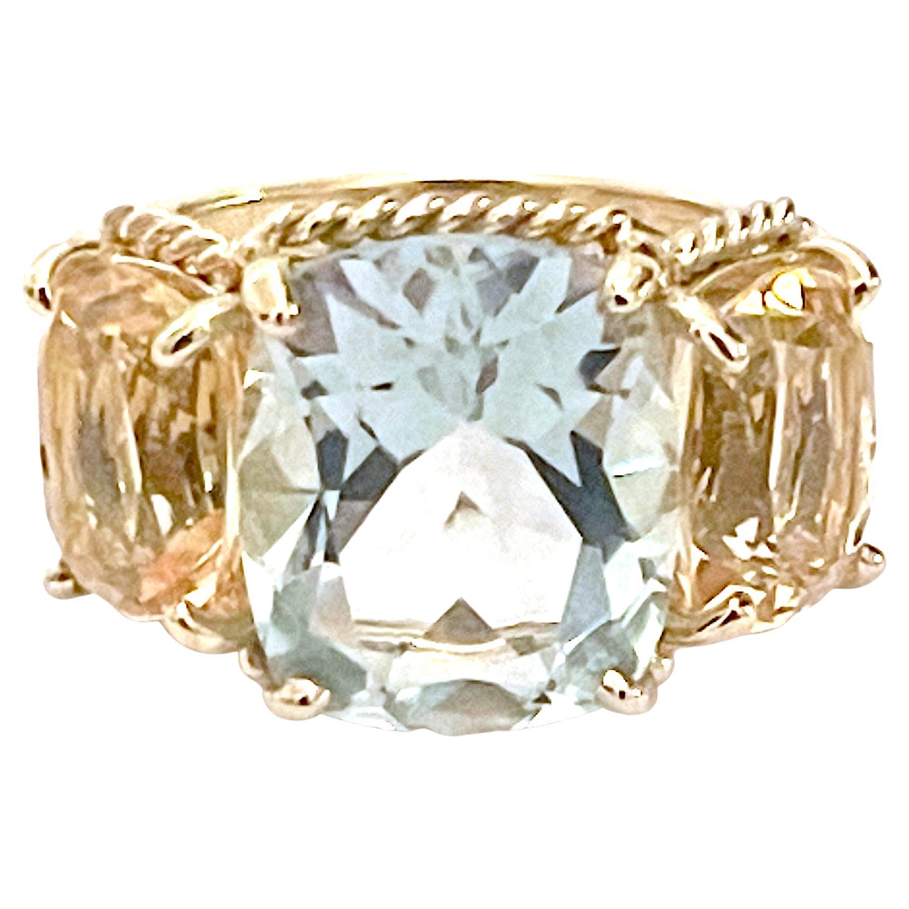 Mini anello a tre pietre con Topazio Blu e Peridoto in vendita 3