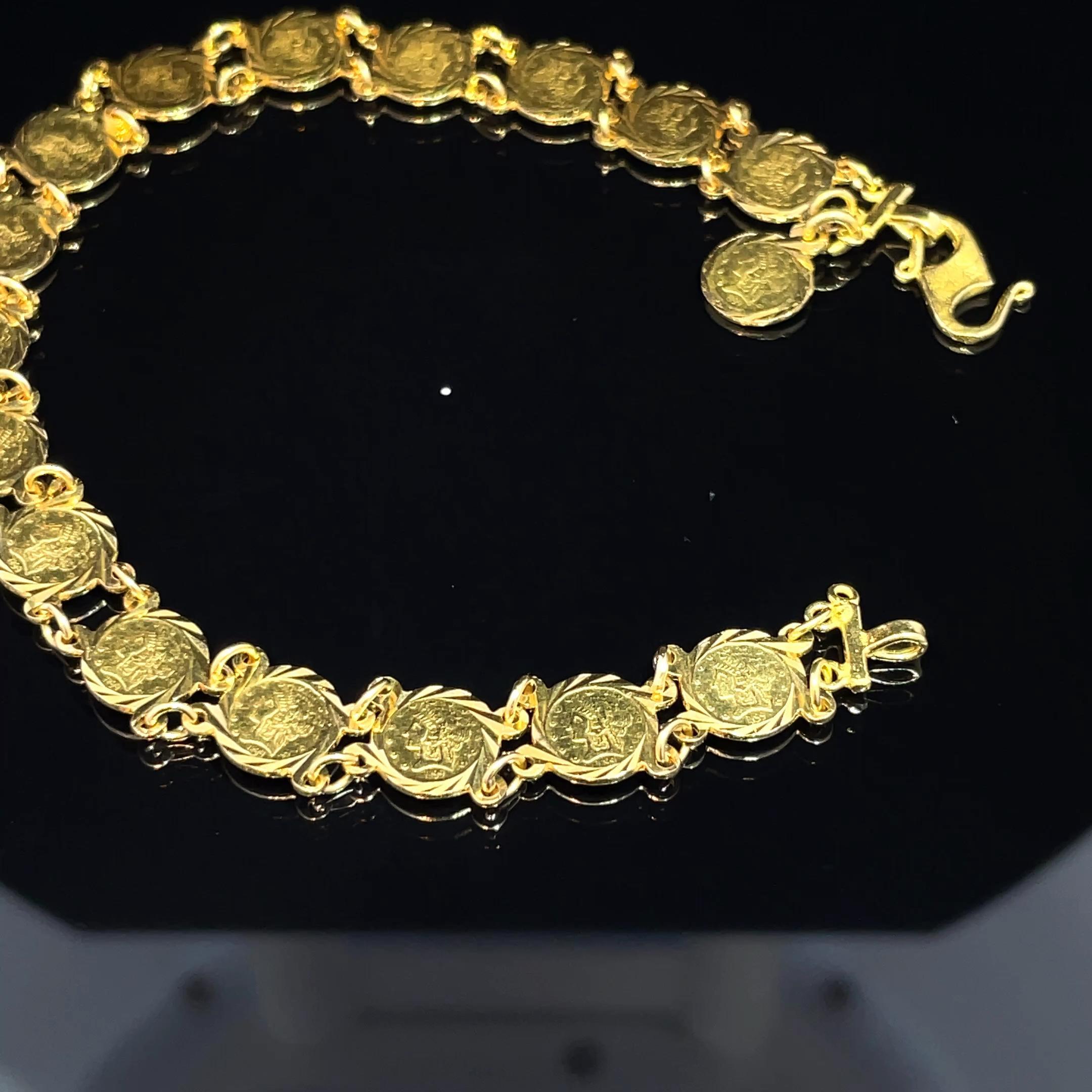 Pulsera Mini Tokens de Oro Amarillo de 18k en venta 6