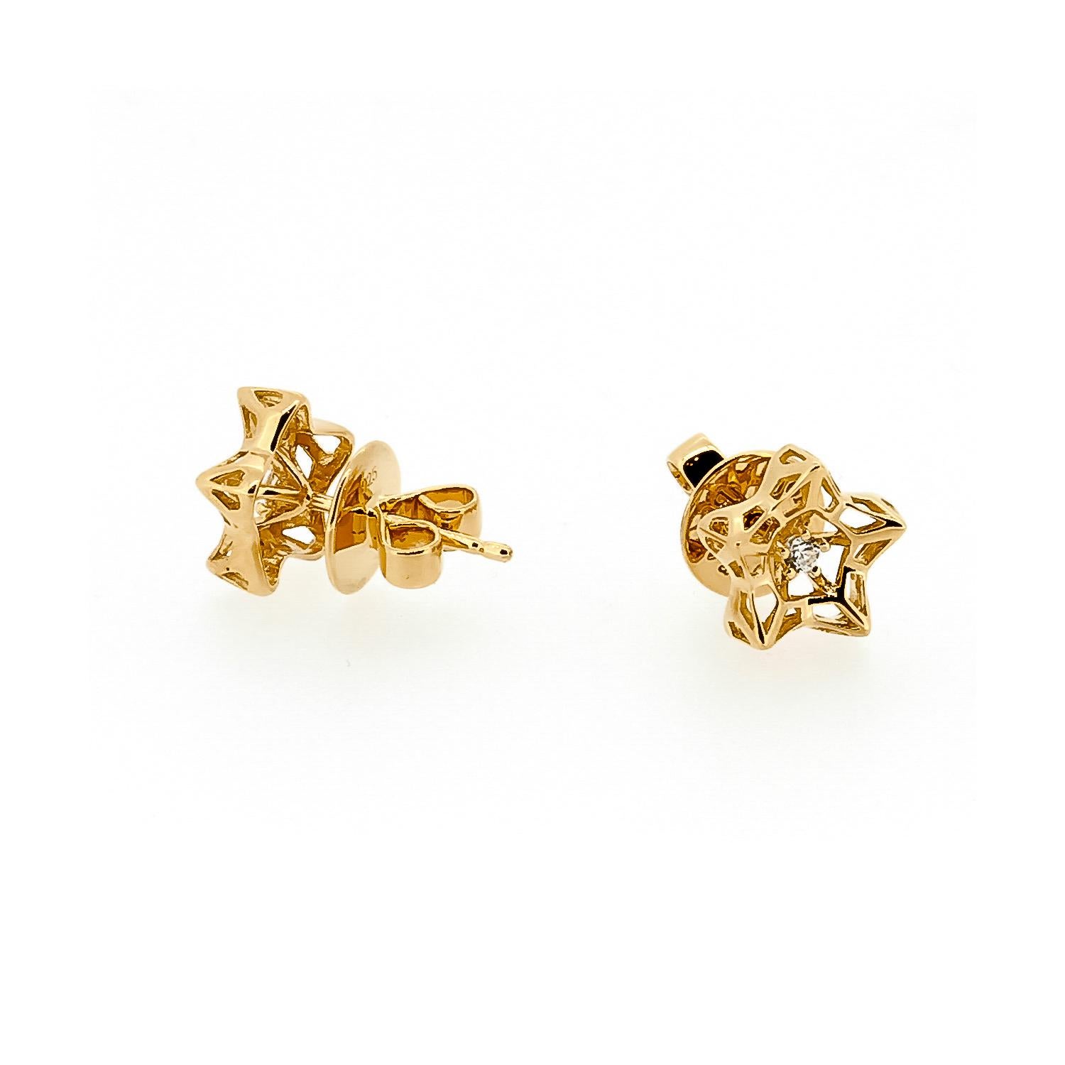 Round Cut Mini Tria Frame Diamond and 18K Gold Stud Earrings For Sale