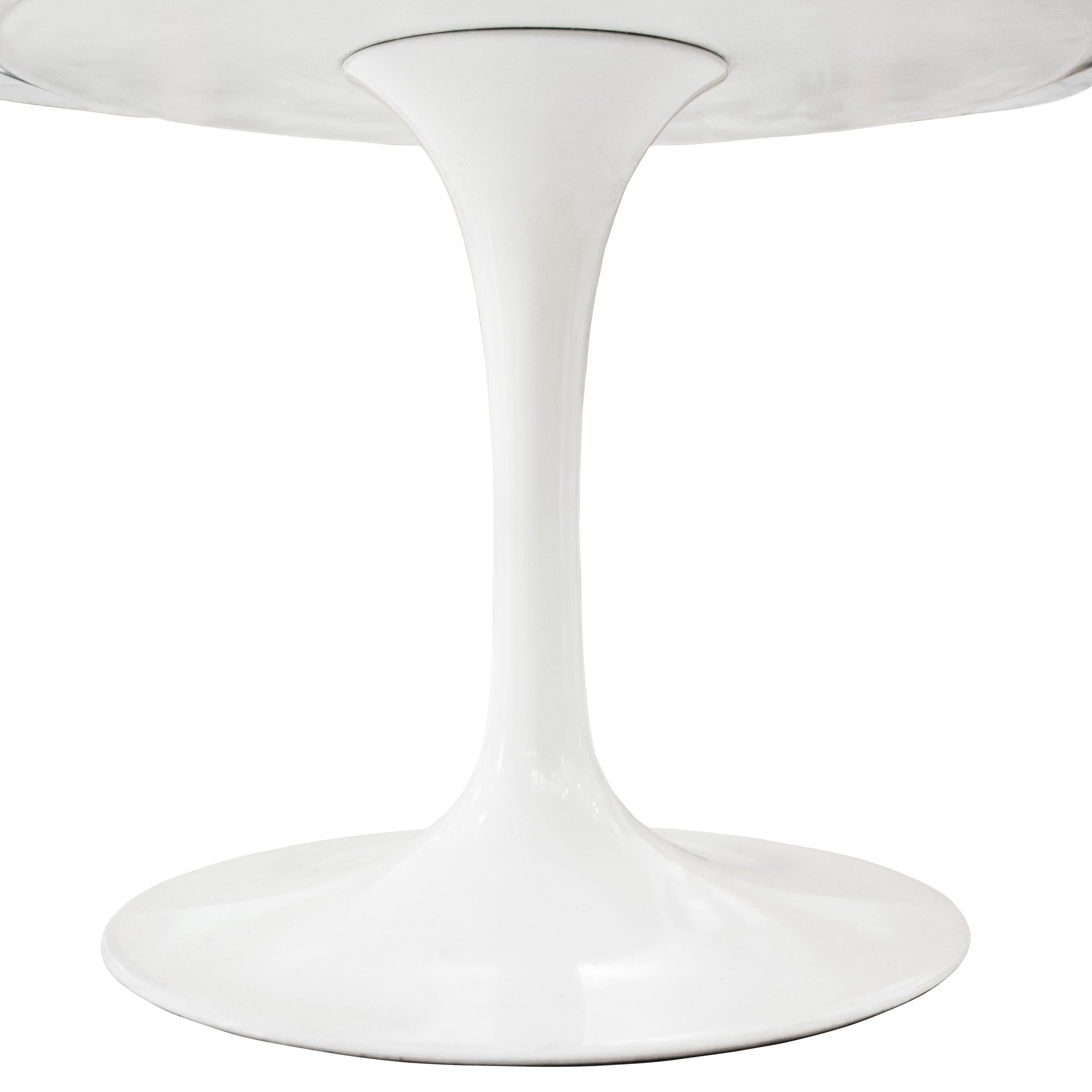 Mid-Century Modern Mini Tulip Table, Designed by Eero Saarinen and Edited by Knoll, USA, 1956 For Sale
