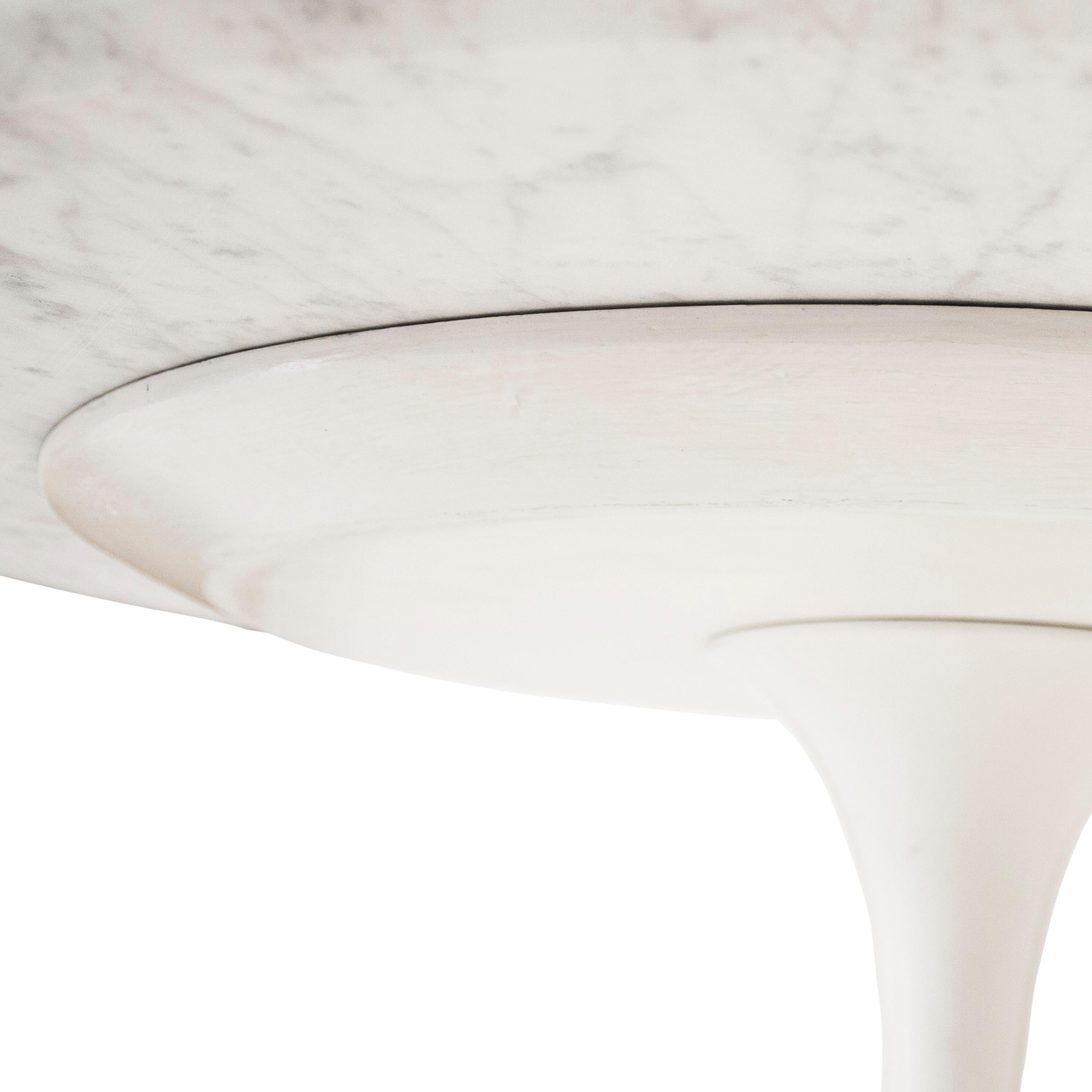 Mini Tulip Table, Designed by Eero Saarinen and Edited by Knoll, USA, 1956 In Good Condition For Sale In Madrid, ES