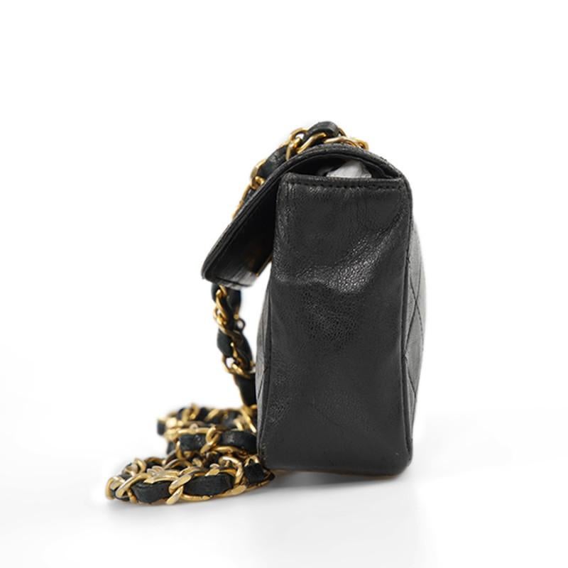 Mini Vintage Timeless Chanel Leather Bag For Sale 3