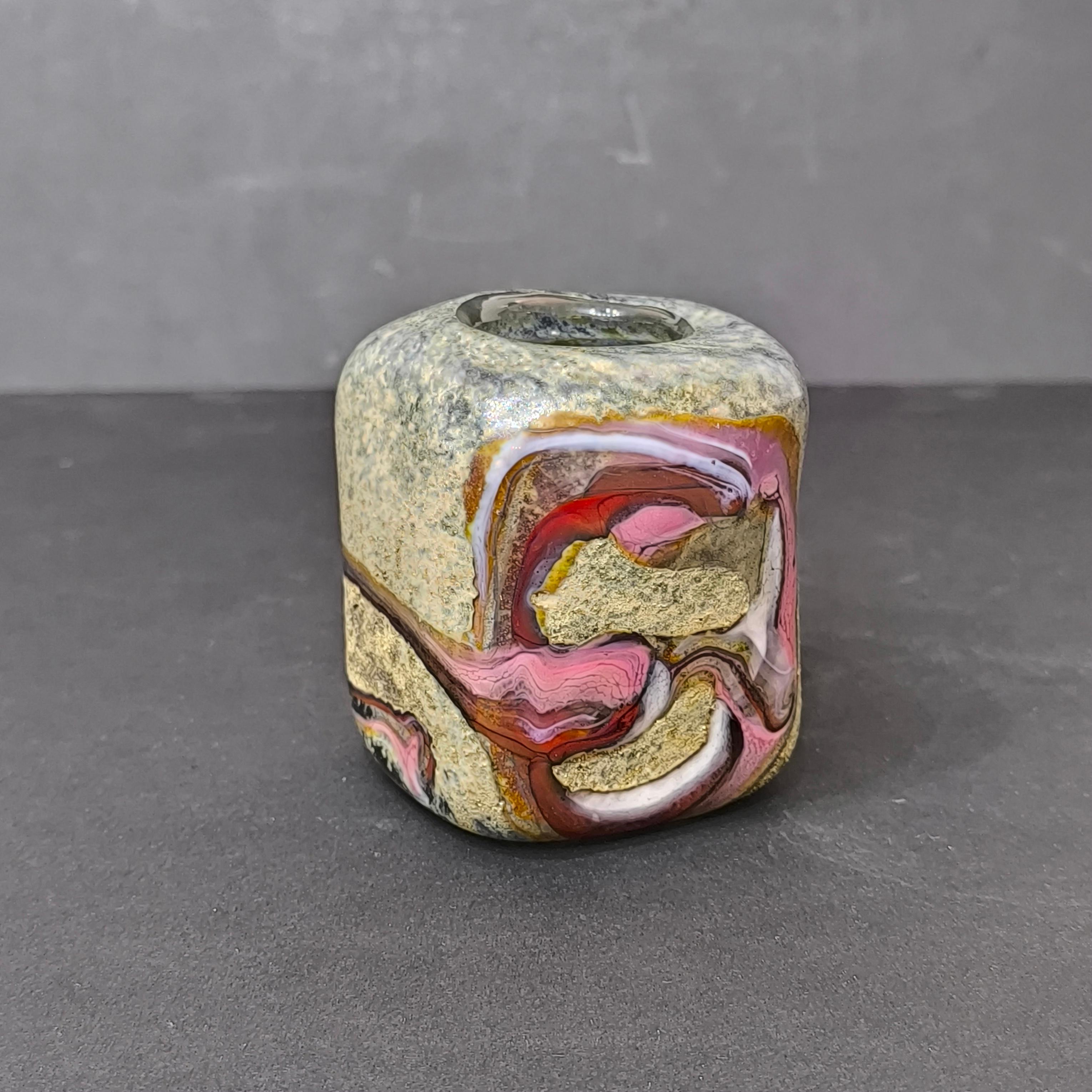 Bowl in Aleppo technique by Milan Vobruba, Gusum, Sweden, 1980
Colorless glass with irregular fusions. Rough surface with fire polished applications.
Signed engraved under the stand: M. Vobruba 78
