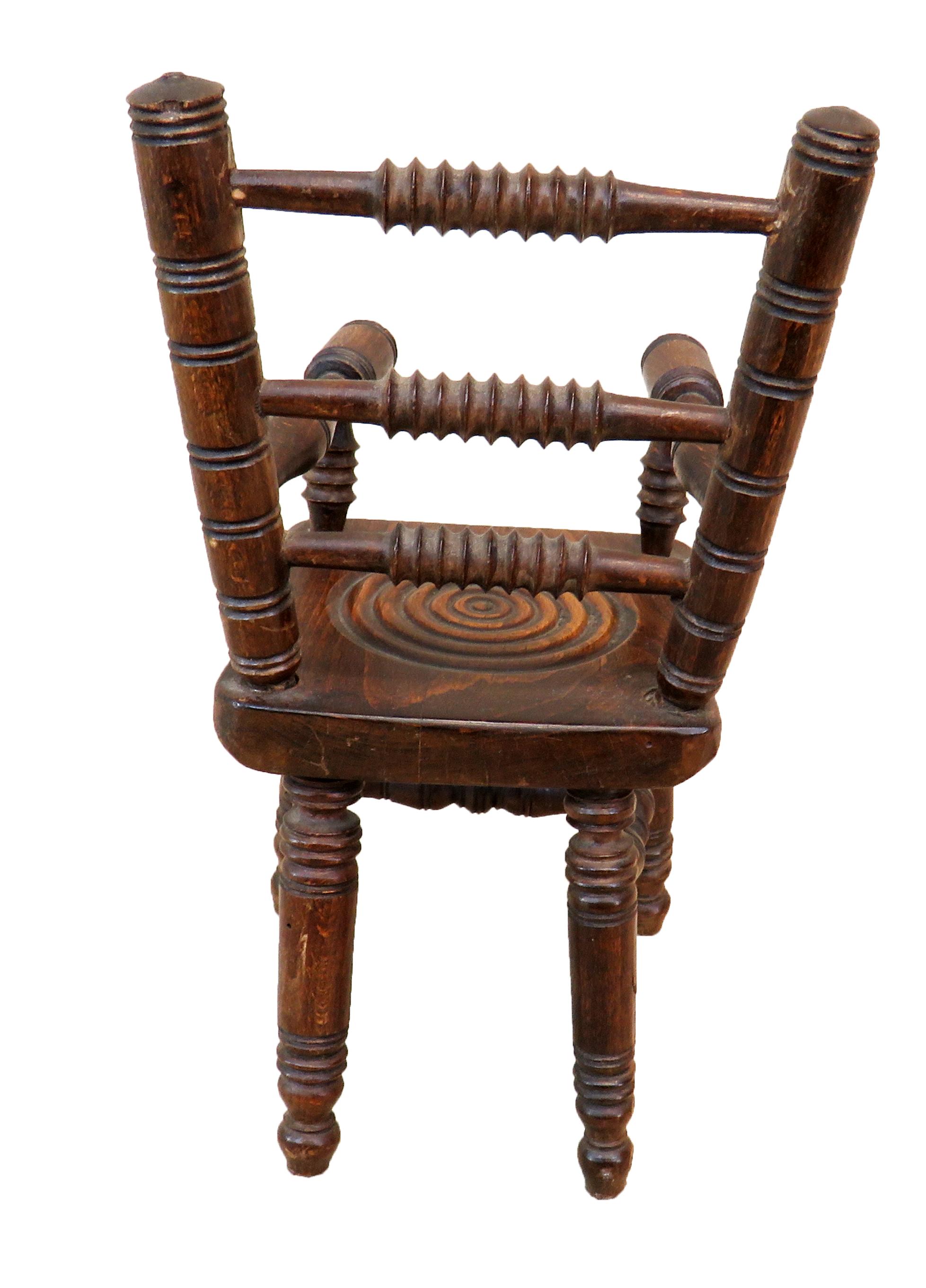 Miniature 19th Century Oak Kitchen Windsor Chair In Good Condition For Sale In Bedfordshire, GB