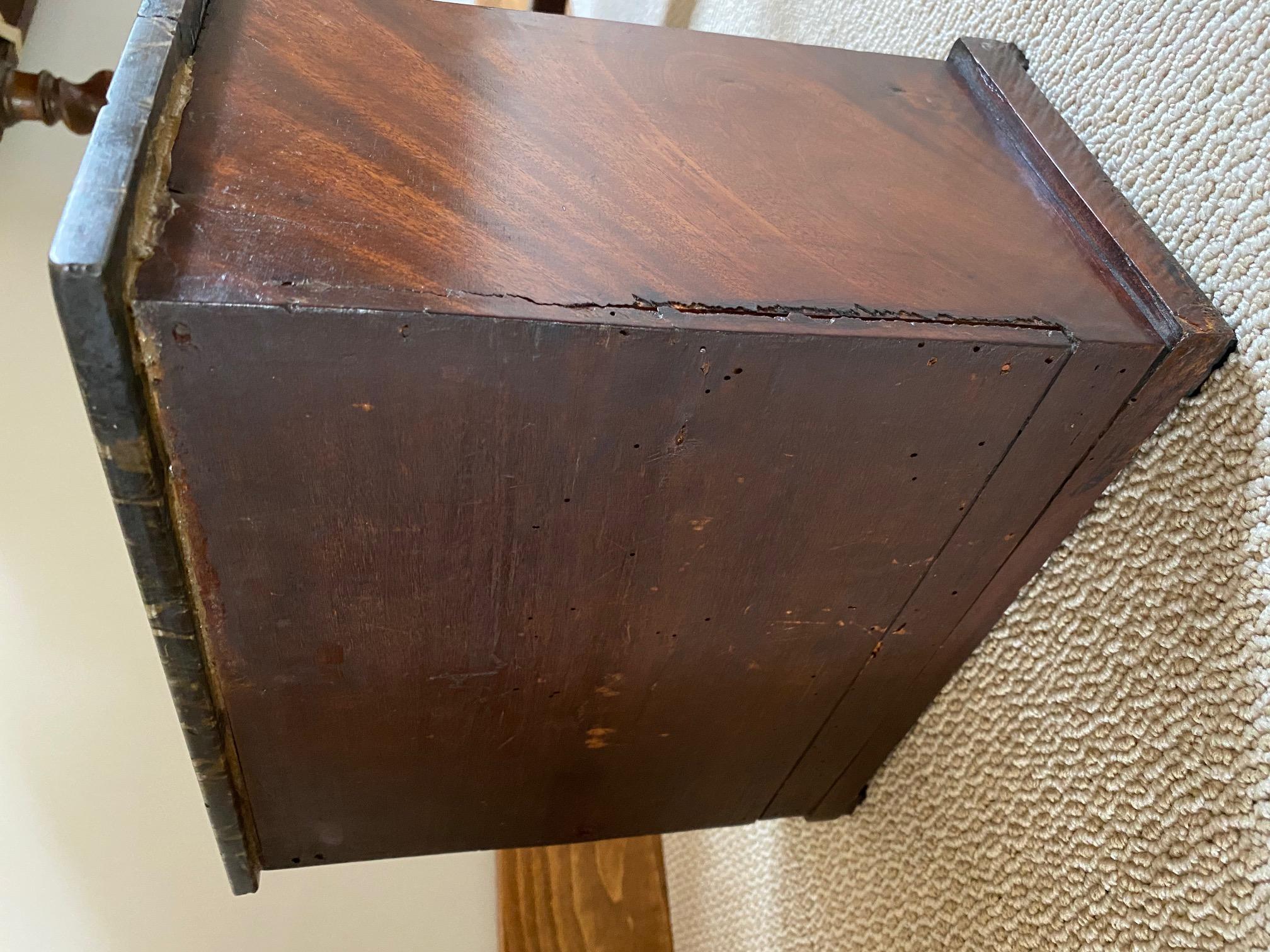 Miniature 19th Century Victorian Figured Mahogany Chest of Drawers In Good Condition For Sale In Morristown, NJ