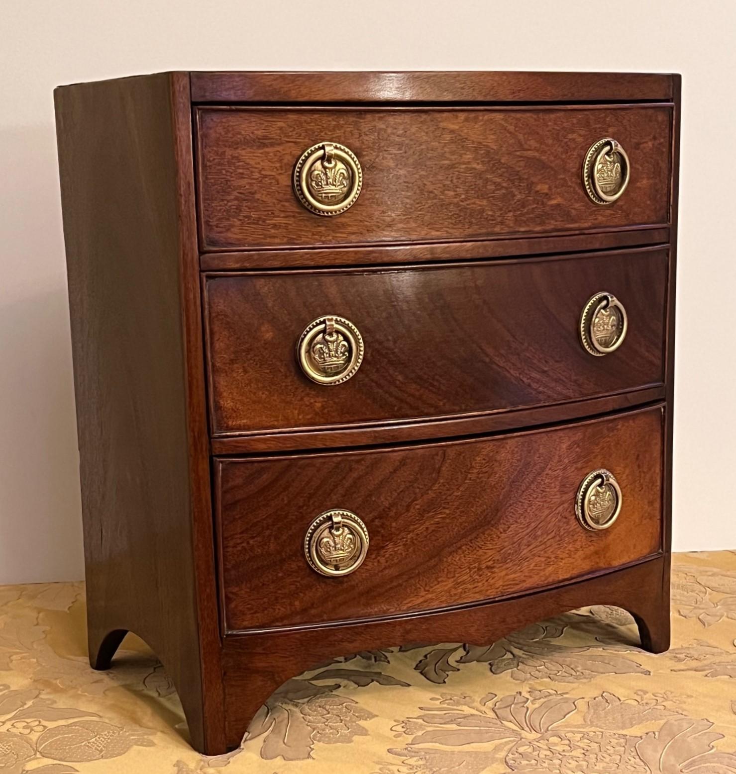 Federal Miniature 3-Drawer Mahogany Bow-Front Chest, Mid-Atlantic, Circa:1795