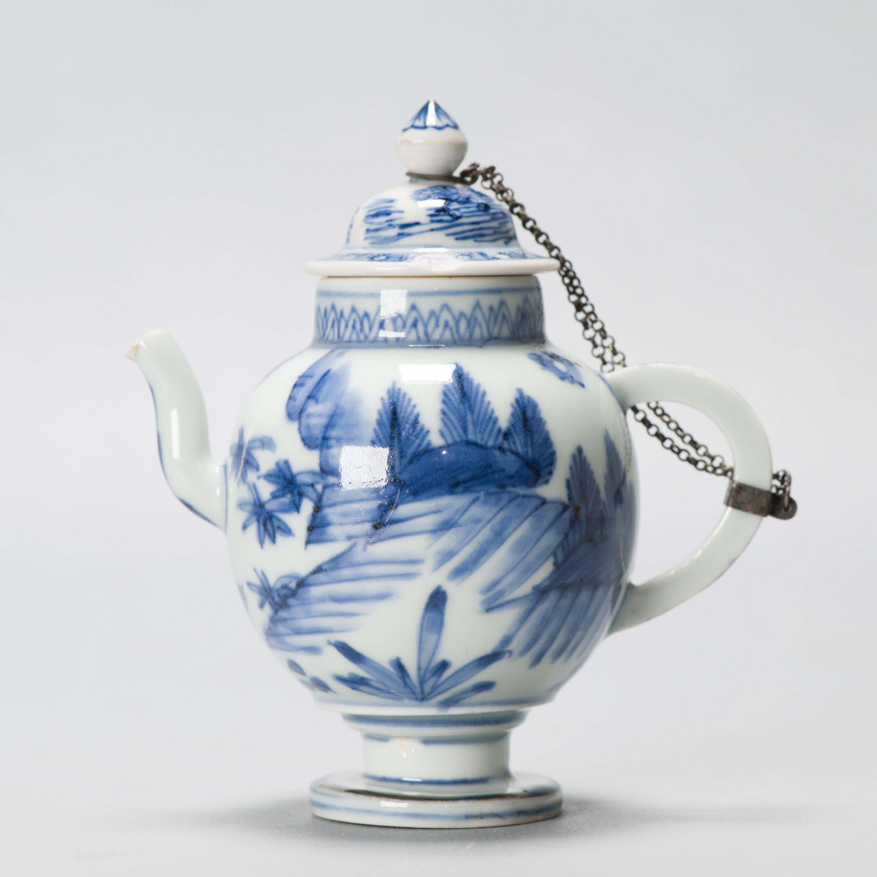 Miniatura antica del periodo Edo Ca 1700 Porcellana giapponese Ewer Blue White in vendita 7