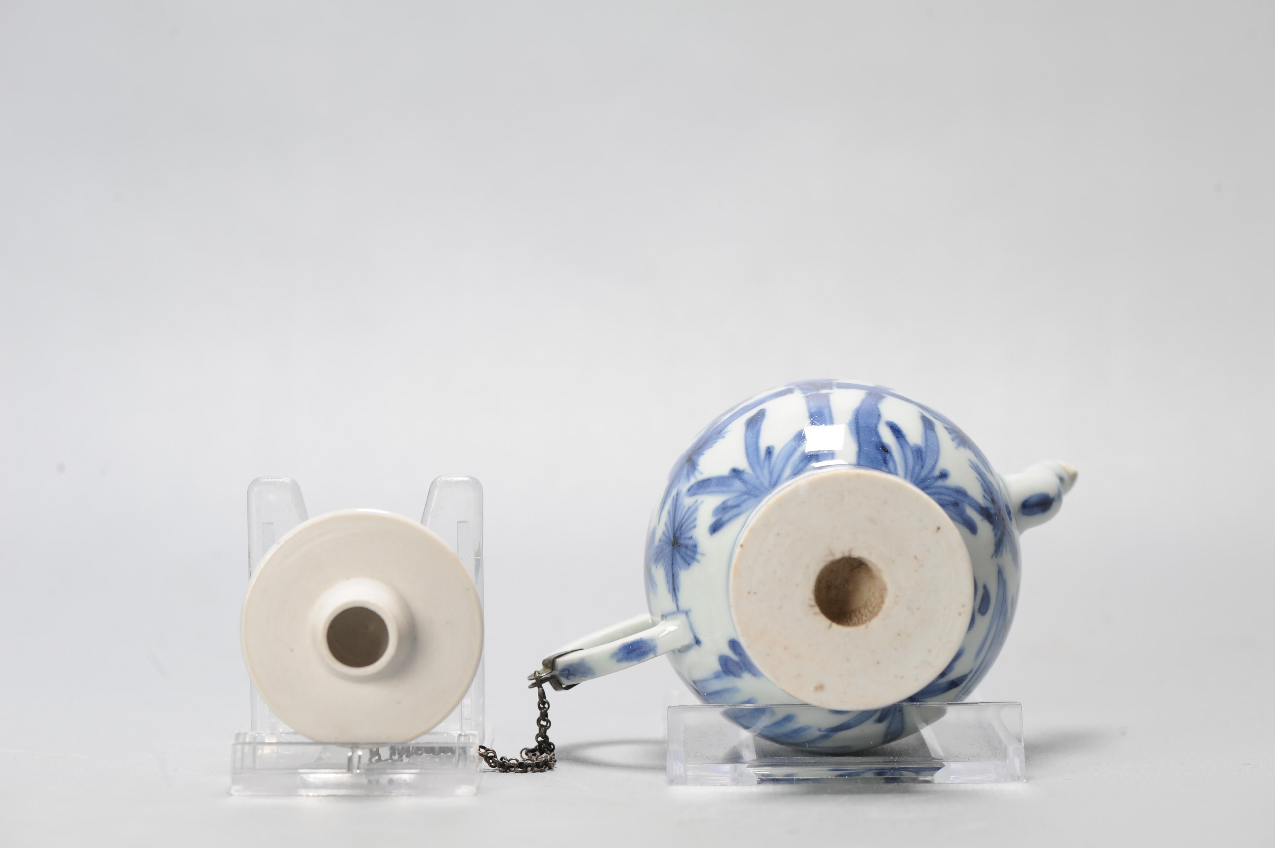 Miniatura antica del periodo Edo Ca 1700 Porcellana giapponese Ewer Blue White in vendita 9