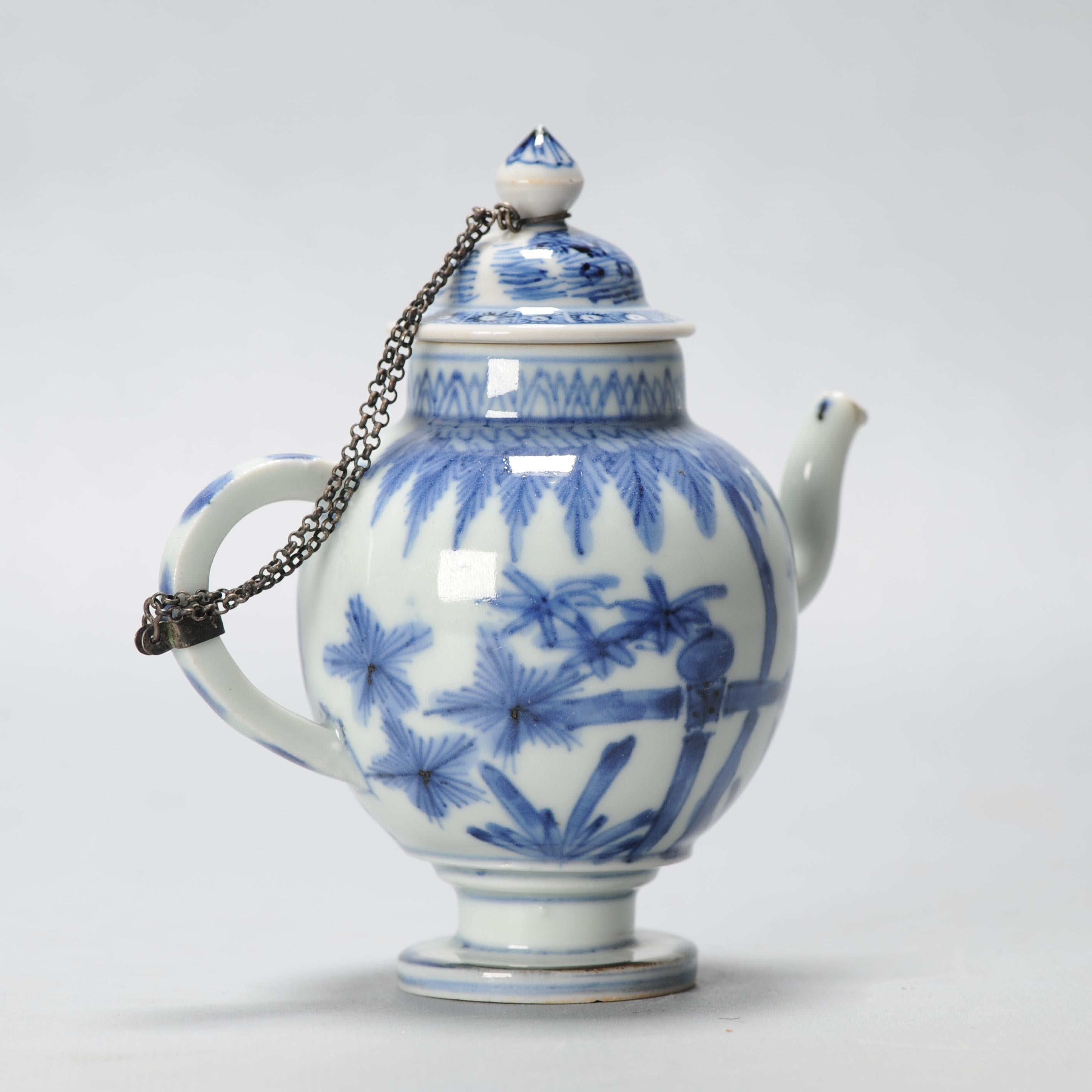 Miniatura antica del periodo Edo Ca 1700 Porcellana giapponese Ewer Blue White in vendita 1