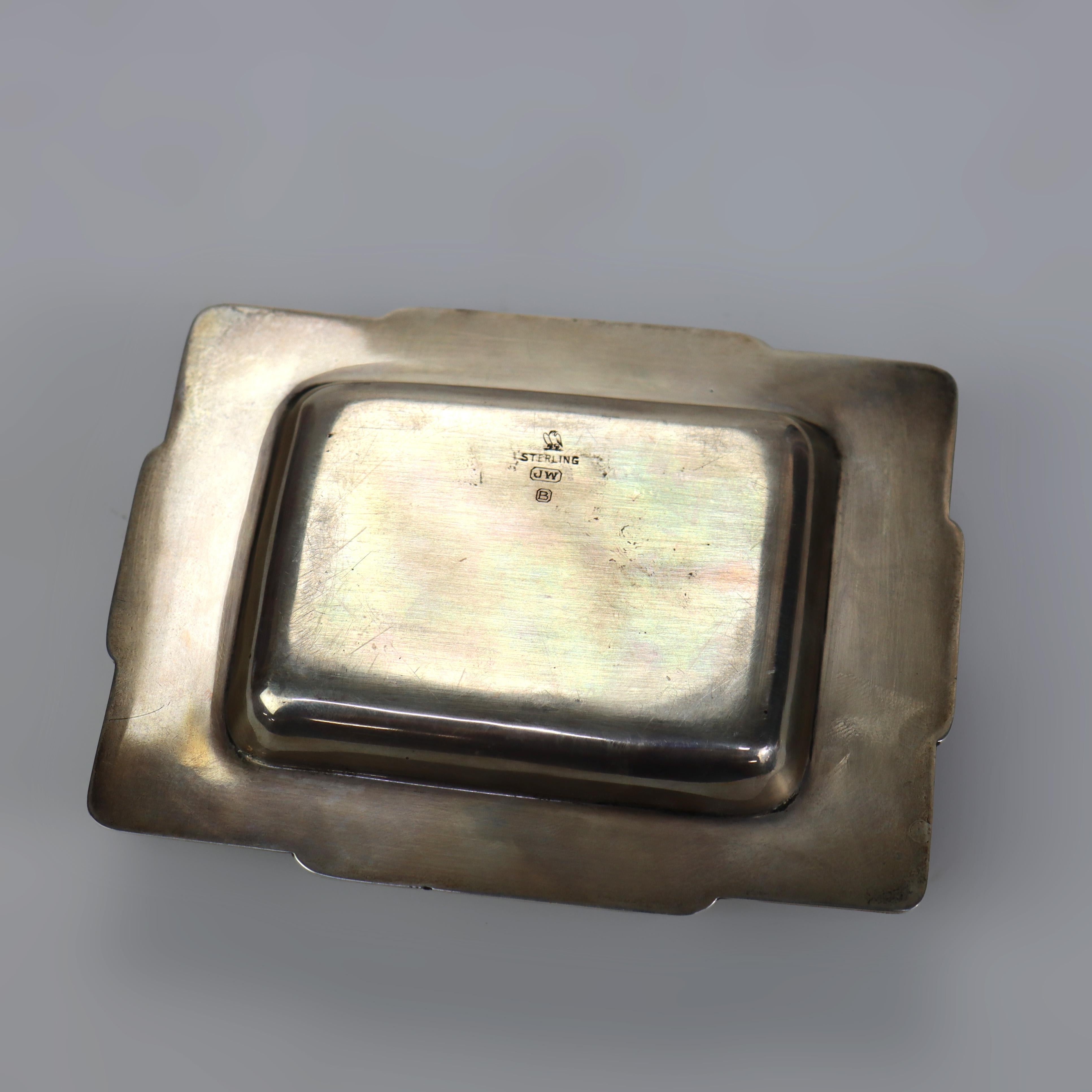 20ième siècle Plateau de table miniature en argent Sterling et jade blanc vers 1900 en vente