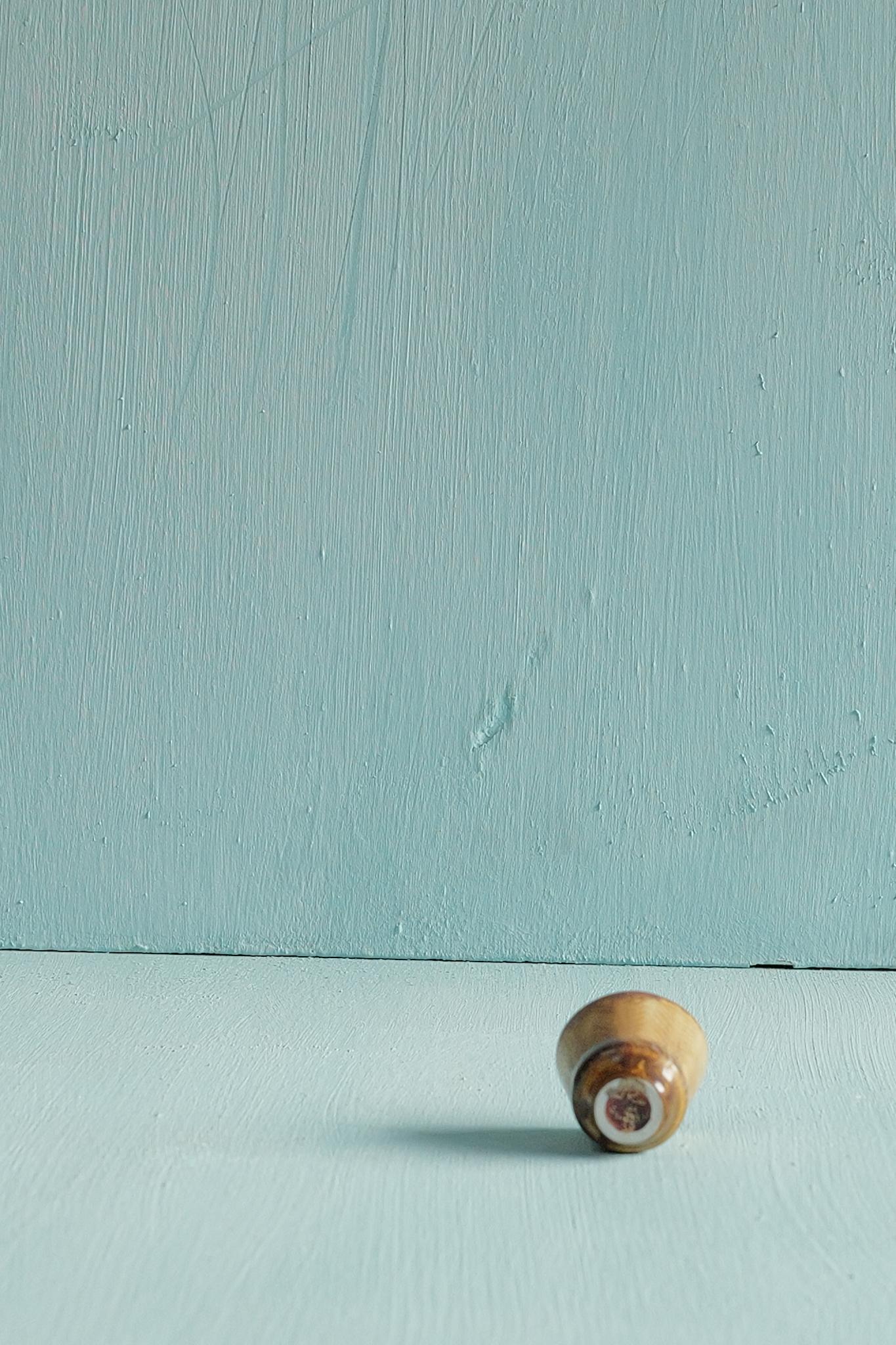Miniature beige ceramic vase by Carl-Harry Stålhane, Rörstrand, Sweden, 1950s Bon état - En vente à Antwerpen, BE