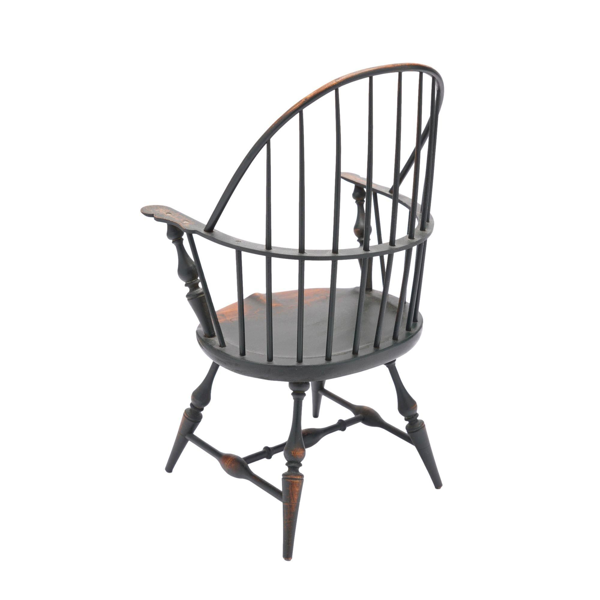 Miniature bow back Windsor armchair by the Riverbend Chair Co. In Excellent Condition For Sale In Kenilworth, IL