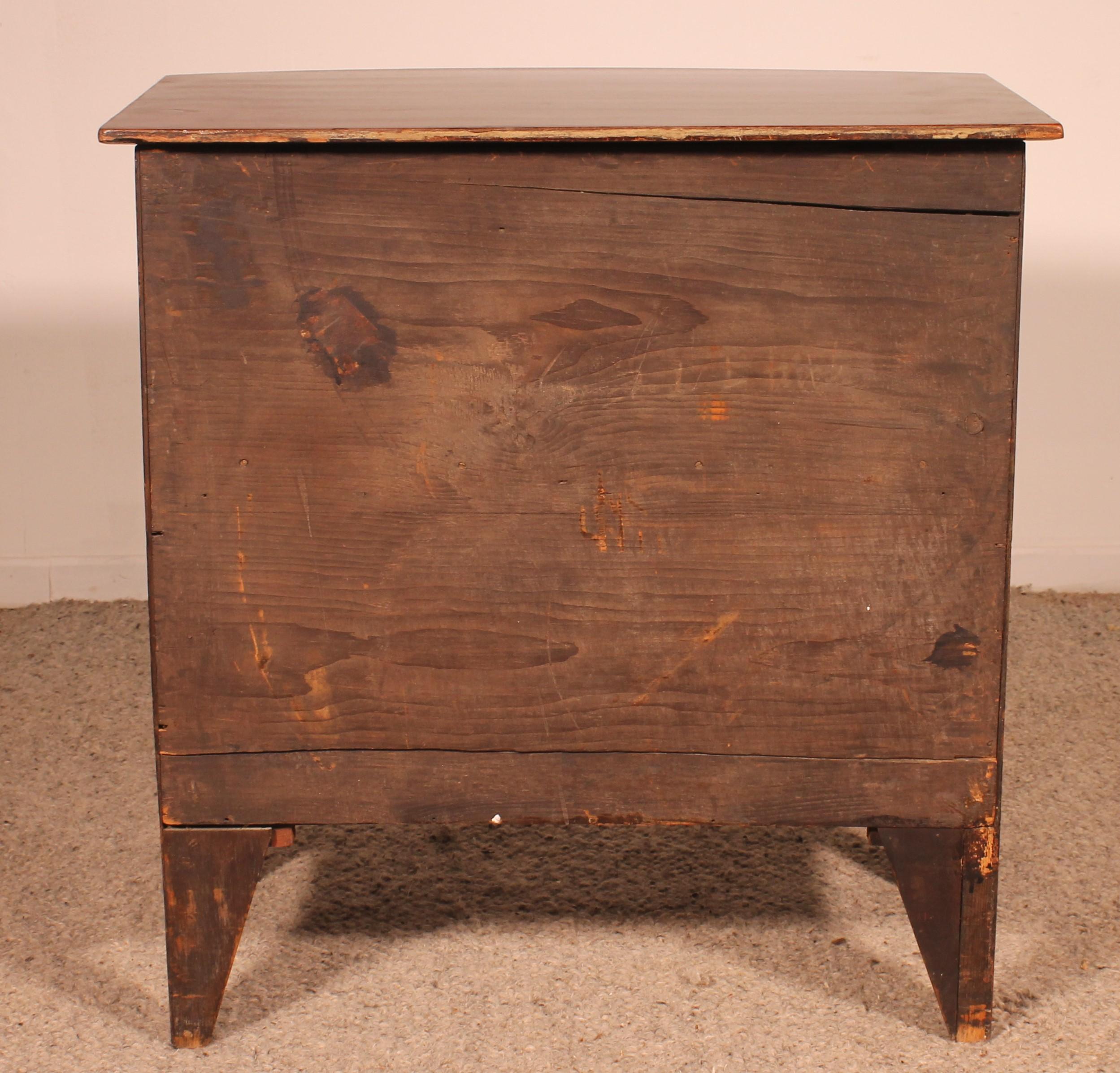 Miniature Bowfront Chest Of Drawers From The 19th Century For Sale 2