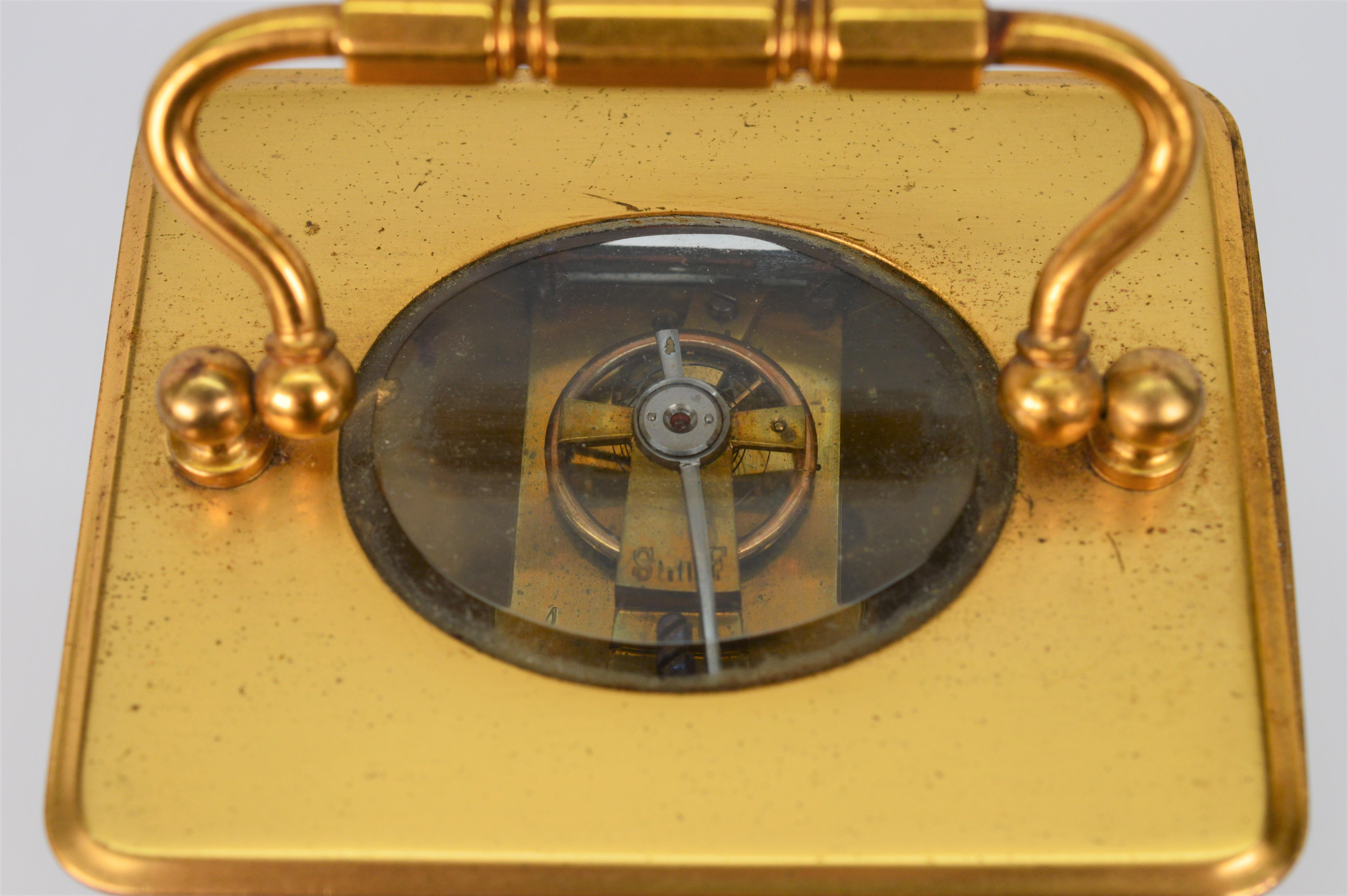 Pendule miniature en laiton avec clé en vente 3