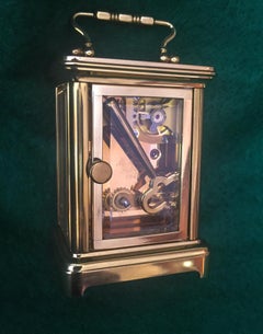 Horloge miniature à chariot par Mathew Norman de Suisse avec clé d'origine