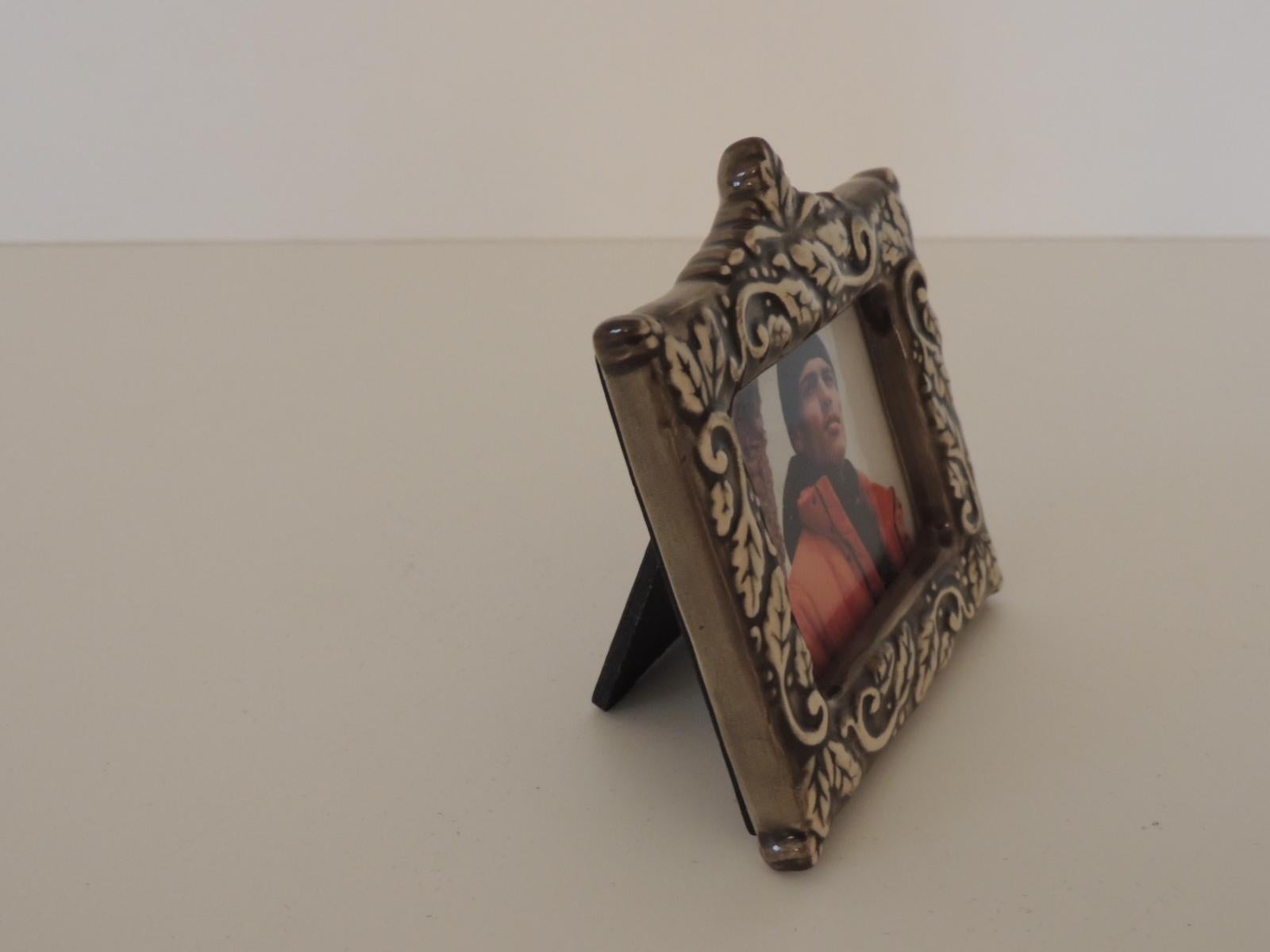 Country Miniature Ceramic Decorative Picture Frame