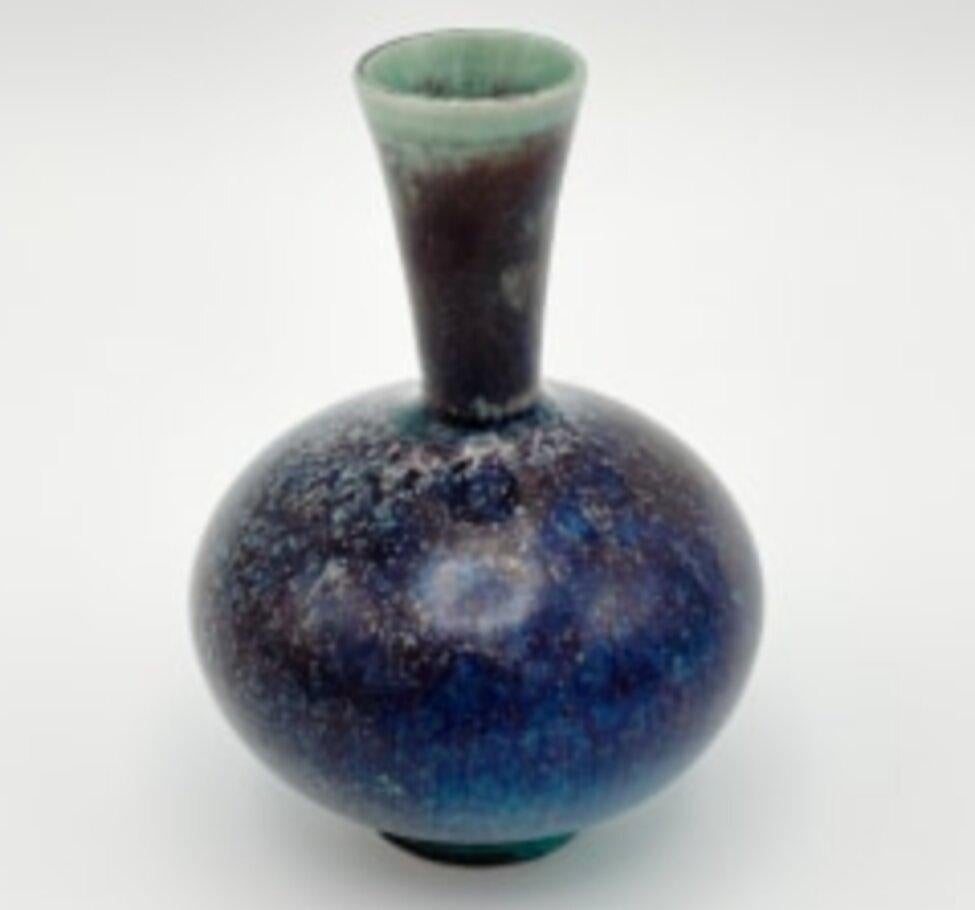 Cerámica en miniatura con cuello alargado de Berndt Friberg Glaseado en venta