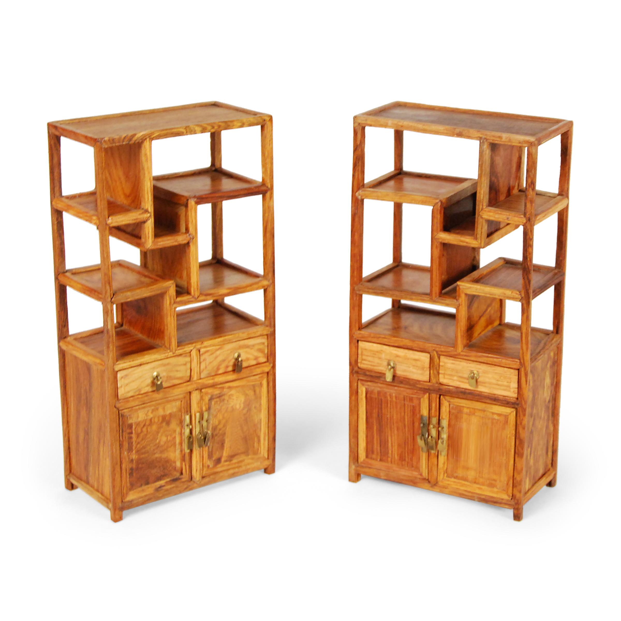 Miniature Chinese Etagere Bookcase In Good Condition For Sale In Chicago, IL