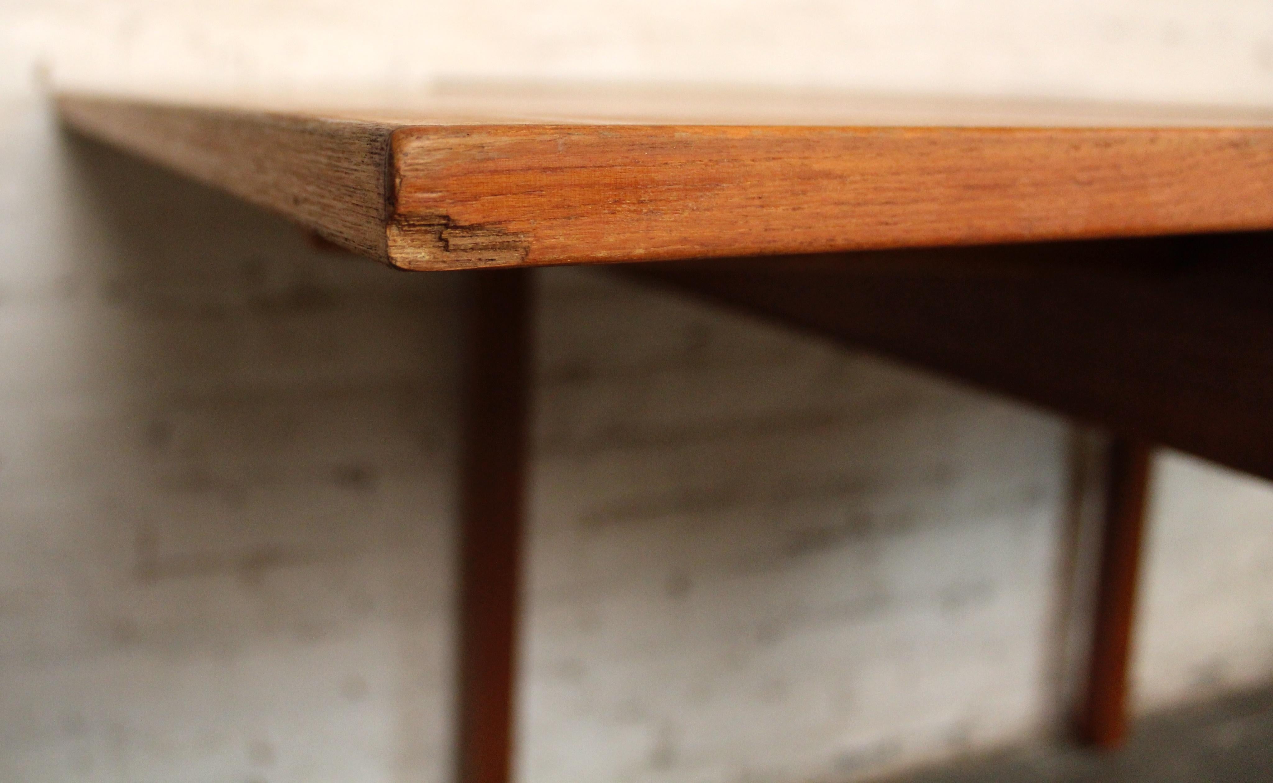 Miniature Danish Teak Draw-Leaf Table In Good Condition For Sale In Brooklyn, NY