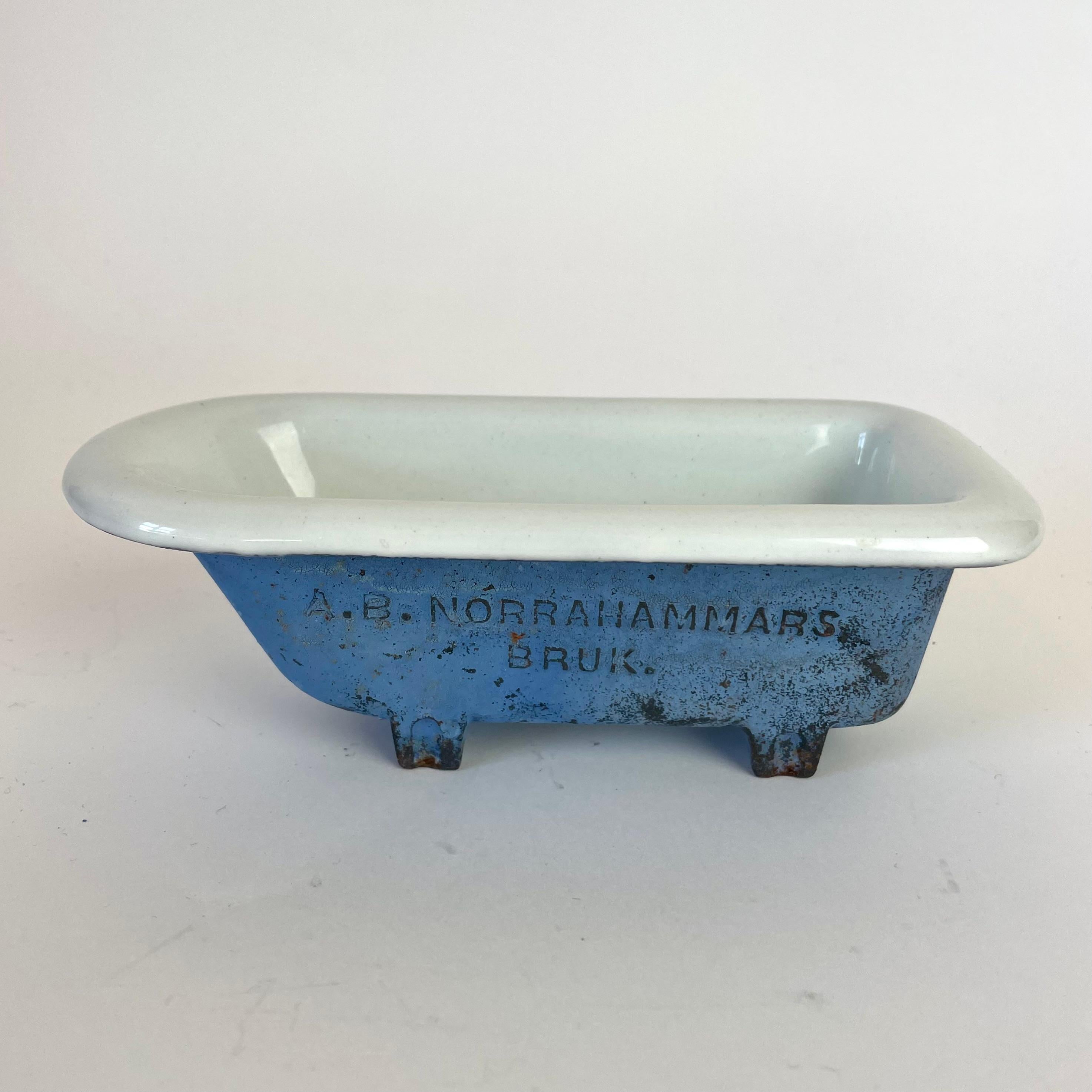 Swedish Miniature Enamel Bathtub Pipe Stand – A.B. Norrahammars Bruk, Sweden