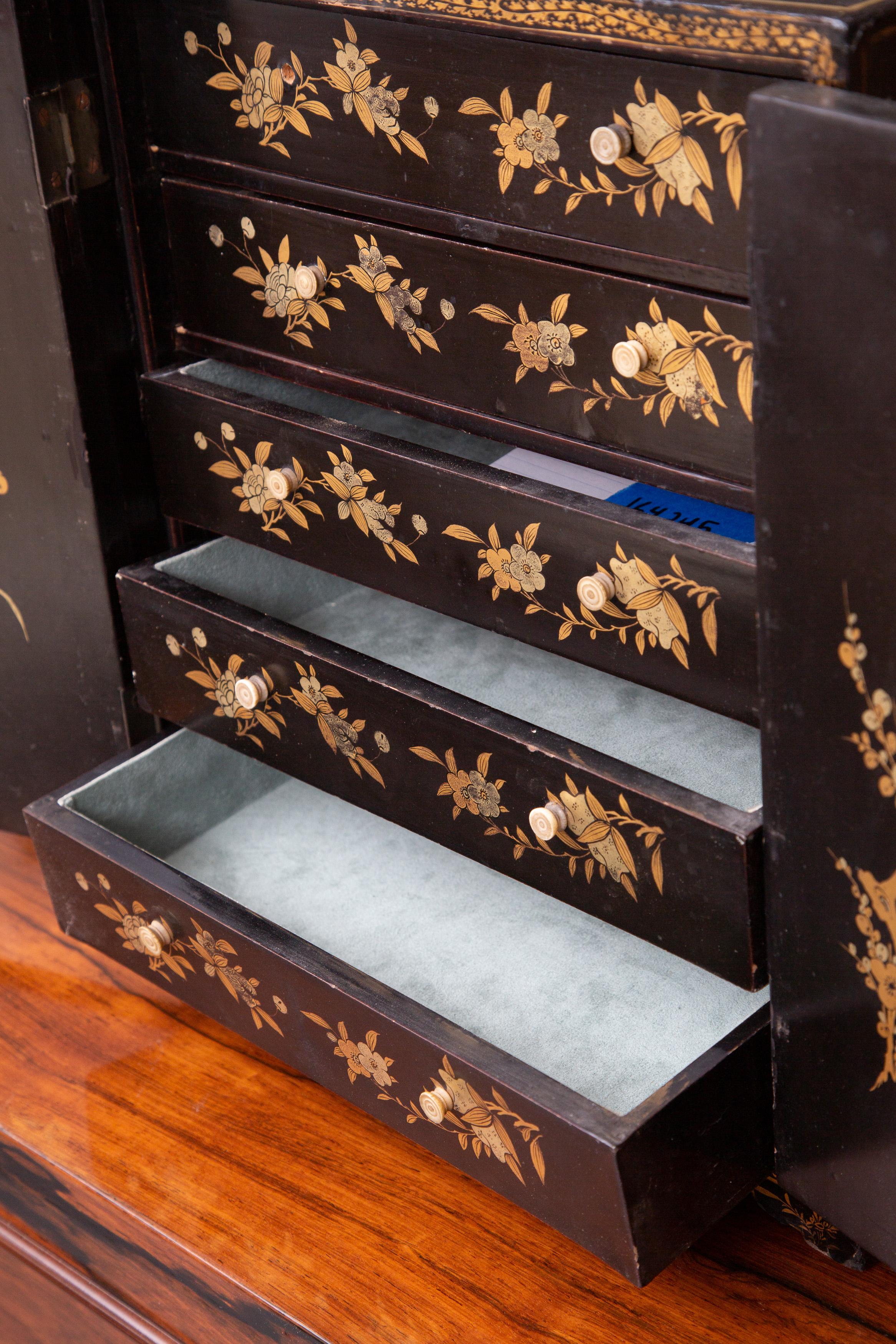 Miniature English Lacquered Chinoiserie Table Cabinet.  In Good Condition In WEST PALM BEACH, FL