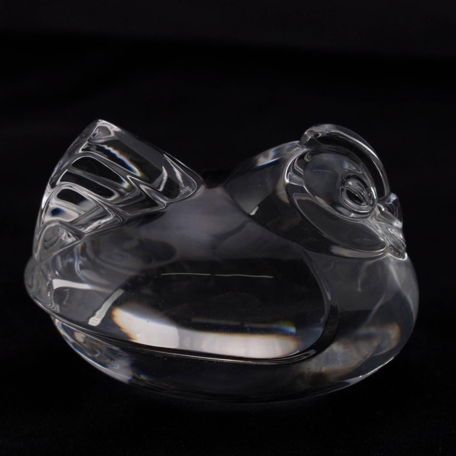 Miniature Figural Steuben Crystal Chicken Sculpture, Signed, 20th Century In Good Condition In Big Flats, NY