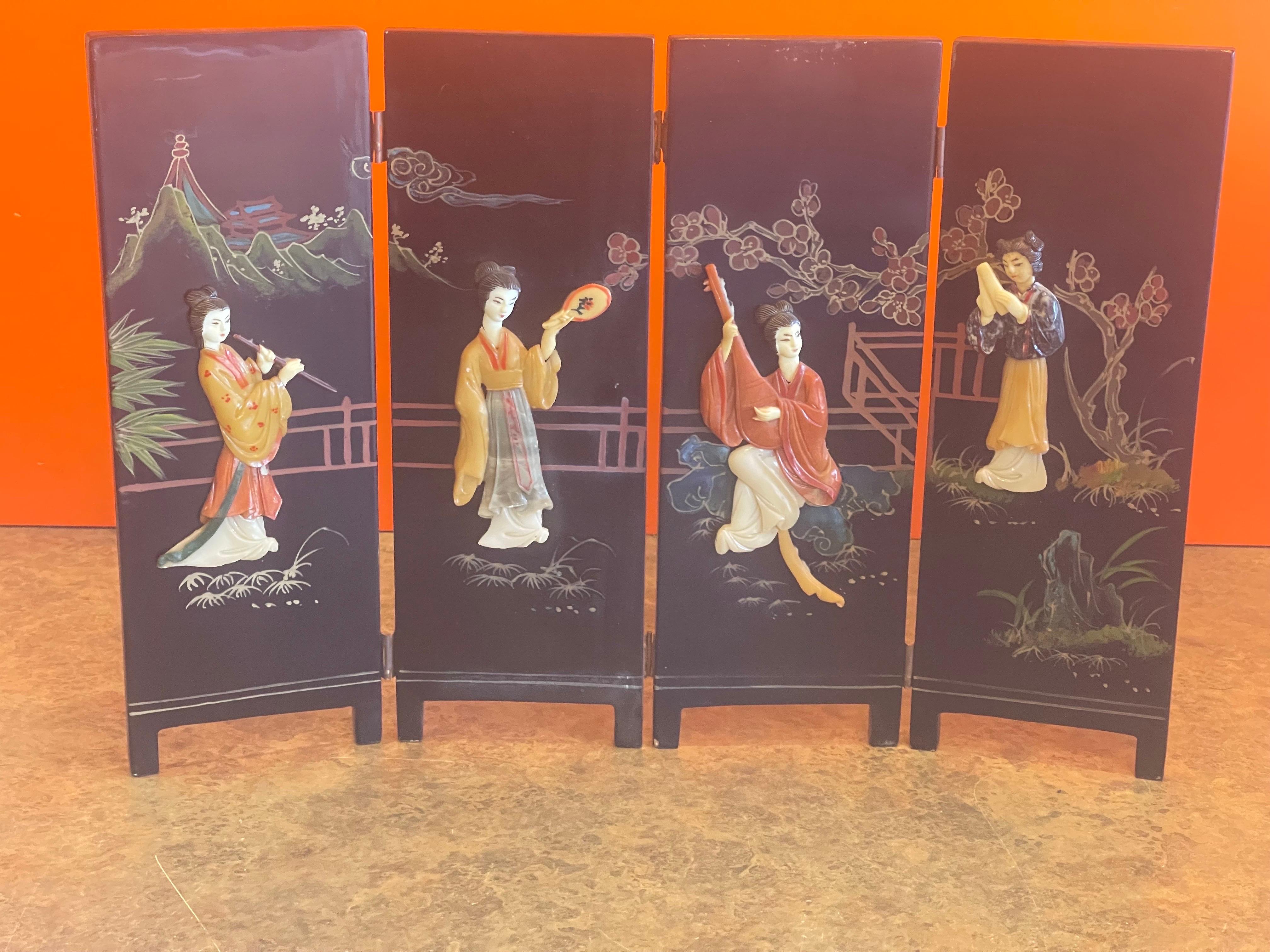 Miniature Four Panel Asian Figurine Folding Screen For Sale 4