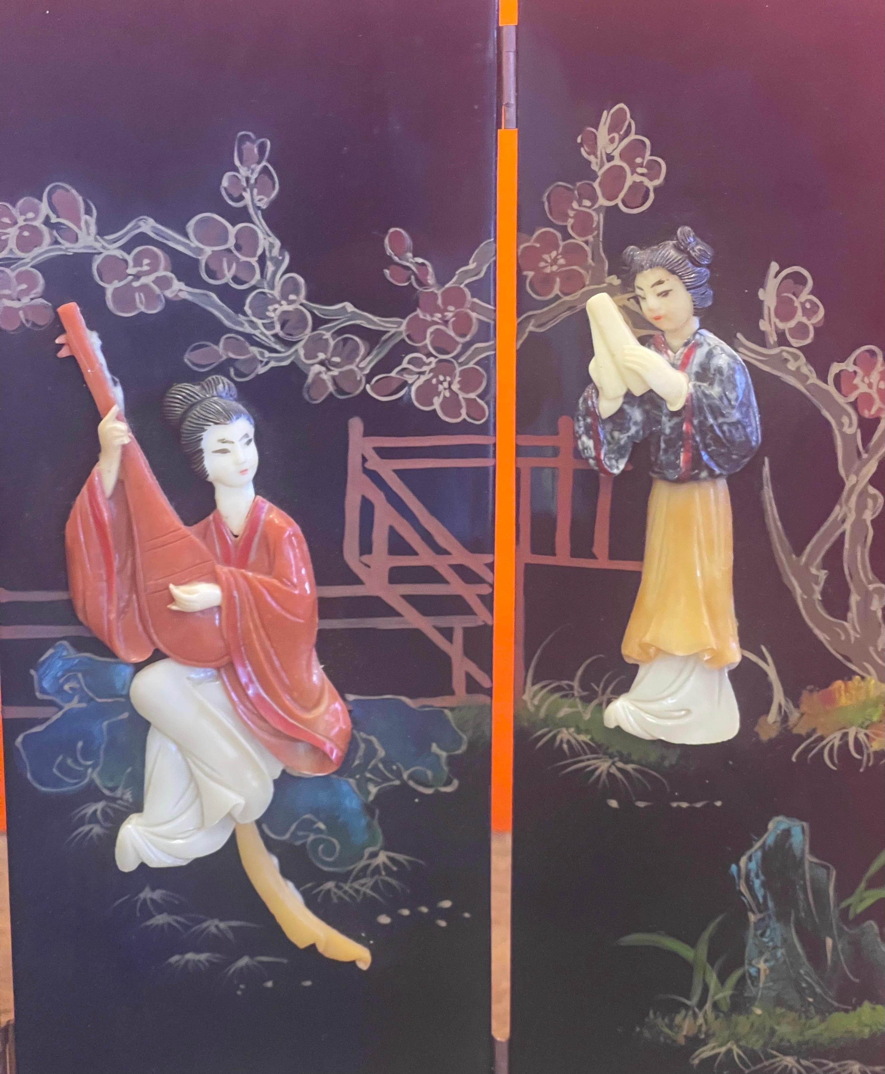 Miniature Four Panel Asian Figurine Folding Screen For Sale 2