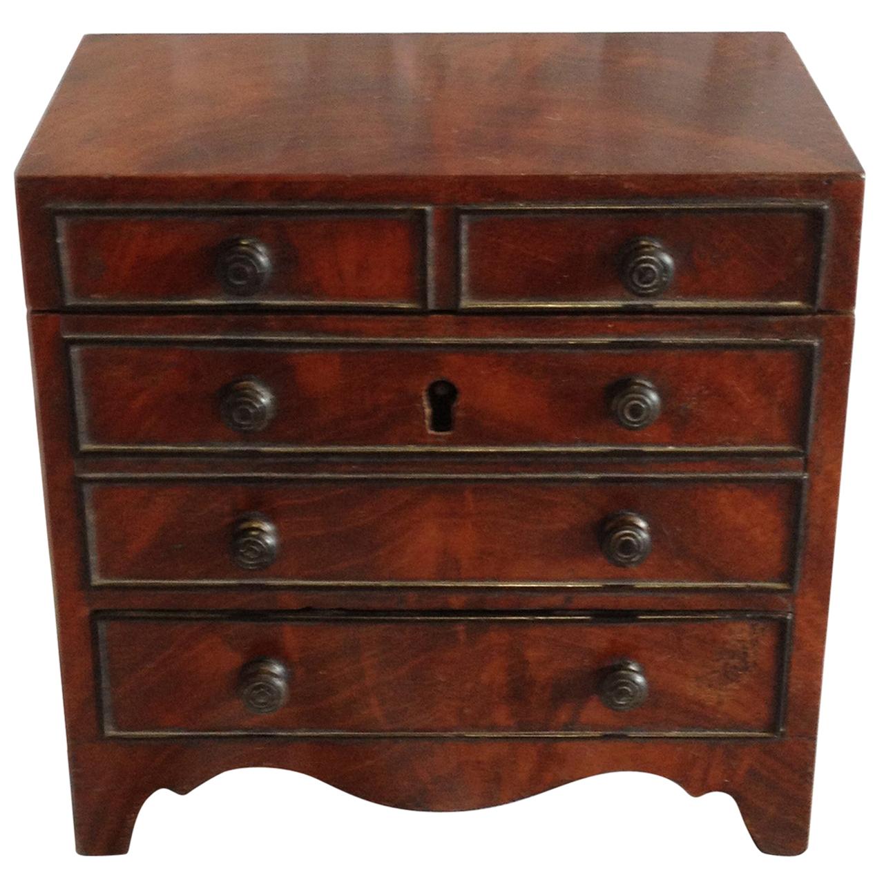 Miniature Georgian Mahogany Chest of Drawers Tea Caddy